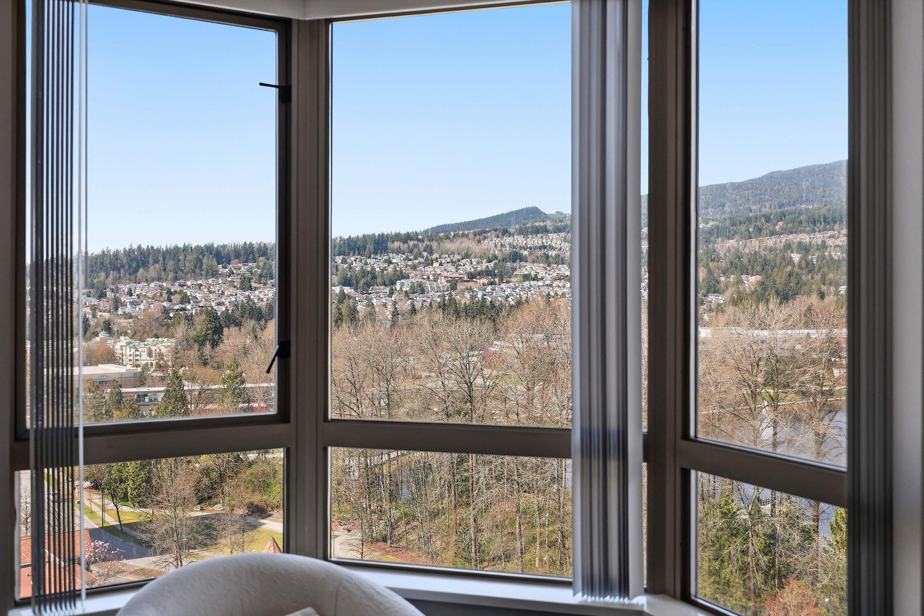 1702 1199 EASTWOOD STREET Unit: 1702