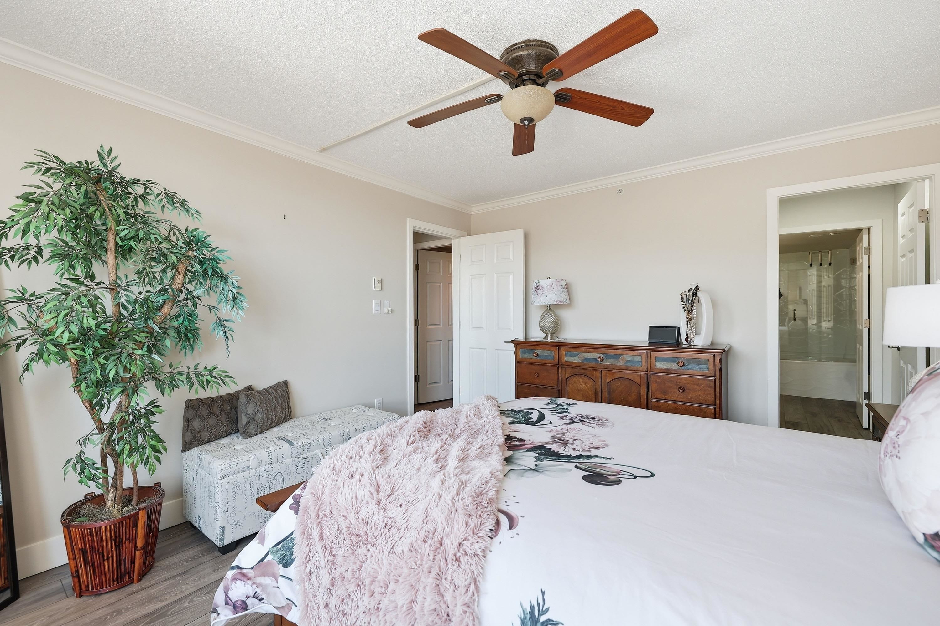 1702 1199 EASTWOOD STREET Unit: 1702