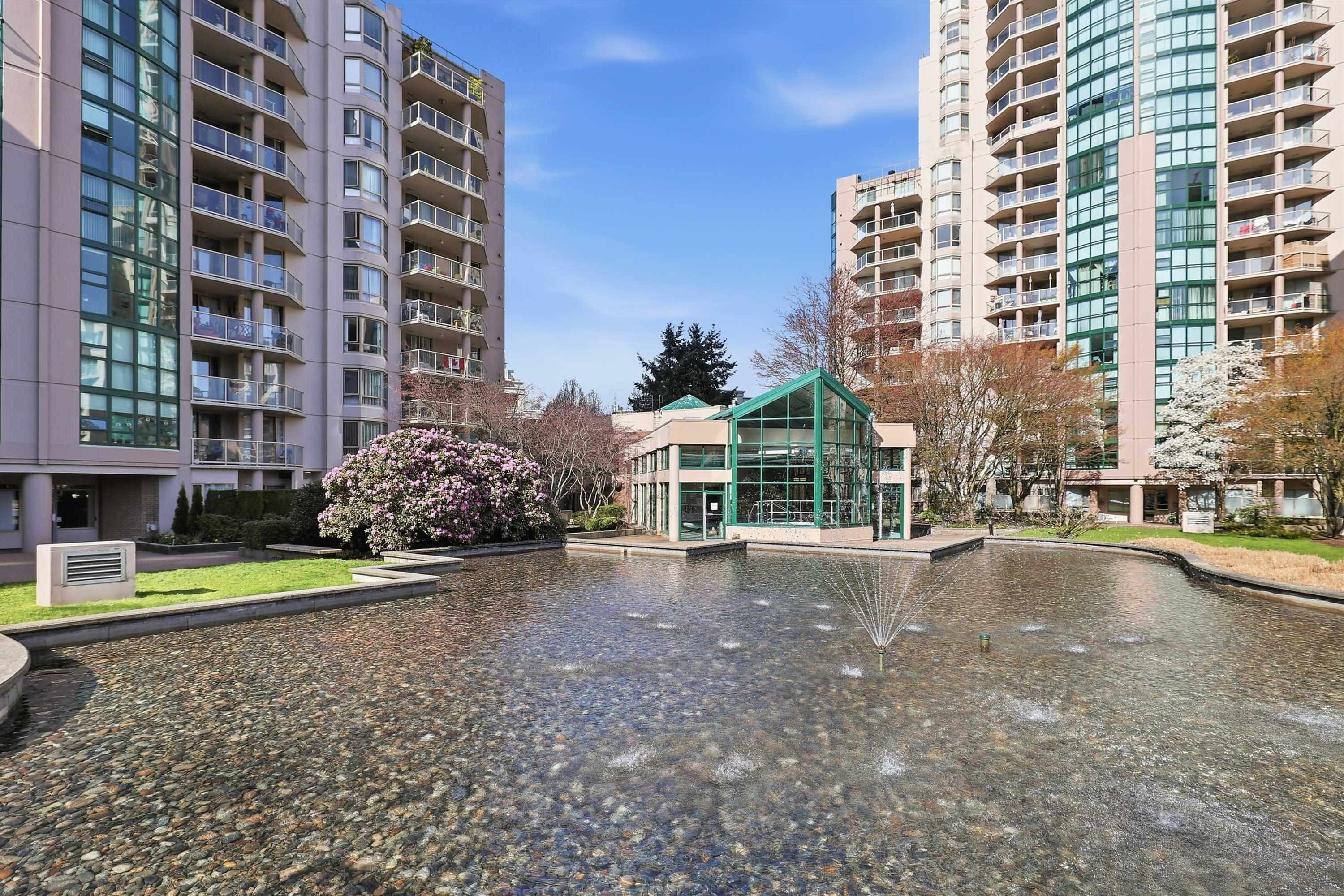 1702 1199 EASTWOOD STREET Unit: 1702