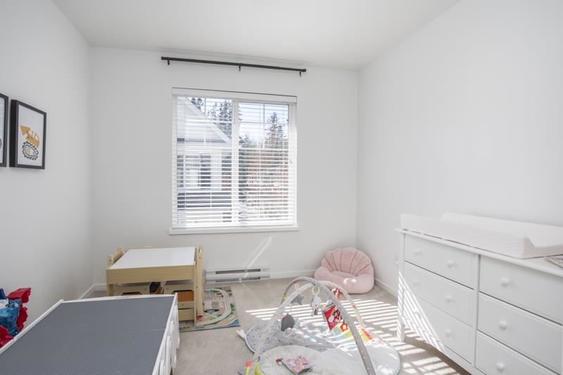 76 158 171 STREET Unit: 76