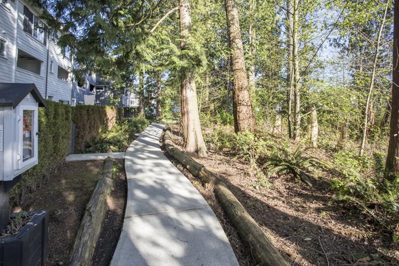 76 158 171 STREET Unit: 76