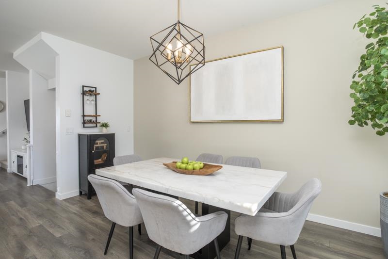 76 158 171 STREET Unit: 76