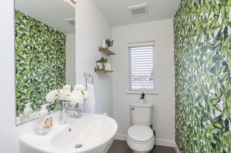 76 158 171 STREET Unit: 76