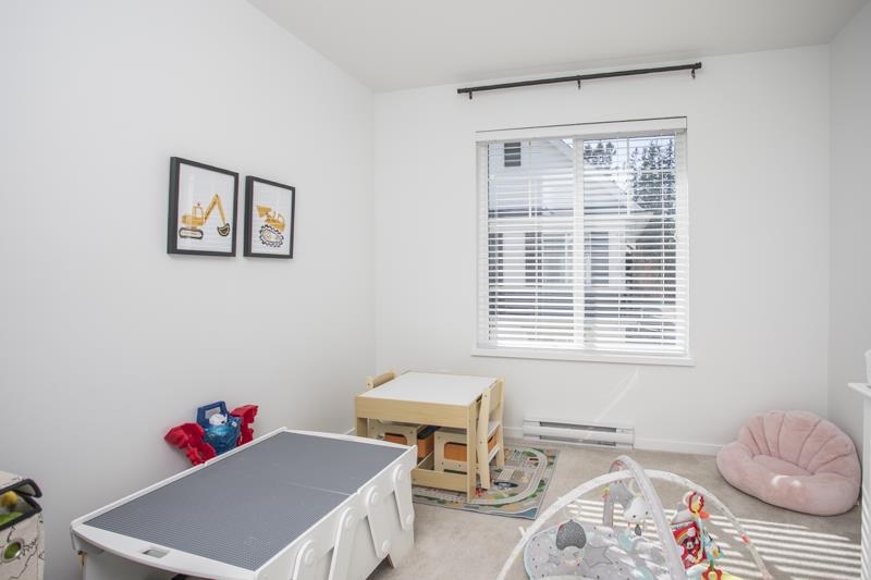 76 158 171 STREET Unit: 76