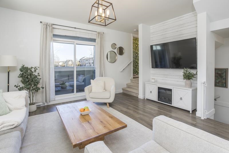 76 158 171 STREET Unit: 76