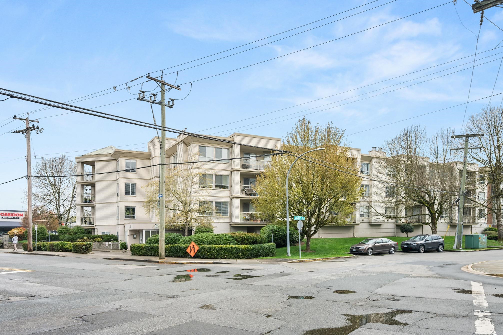 108 5450 208 STREET Unit: 108