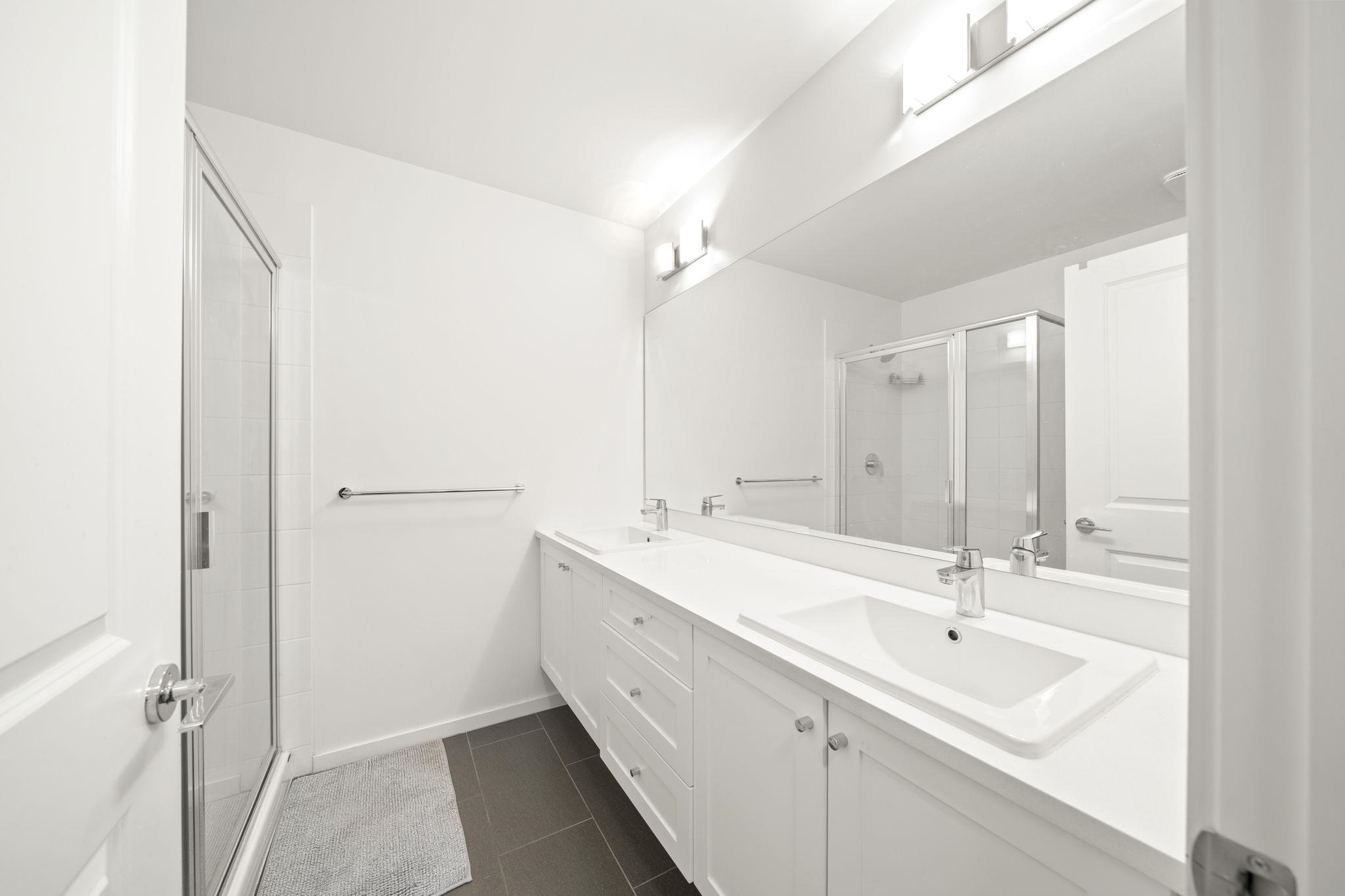 156 15778 85 AVENUE Unit: 156