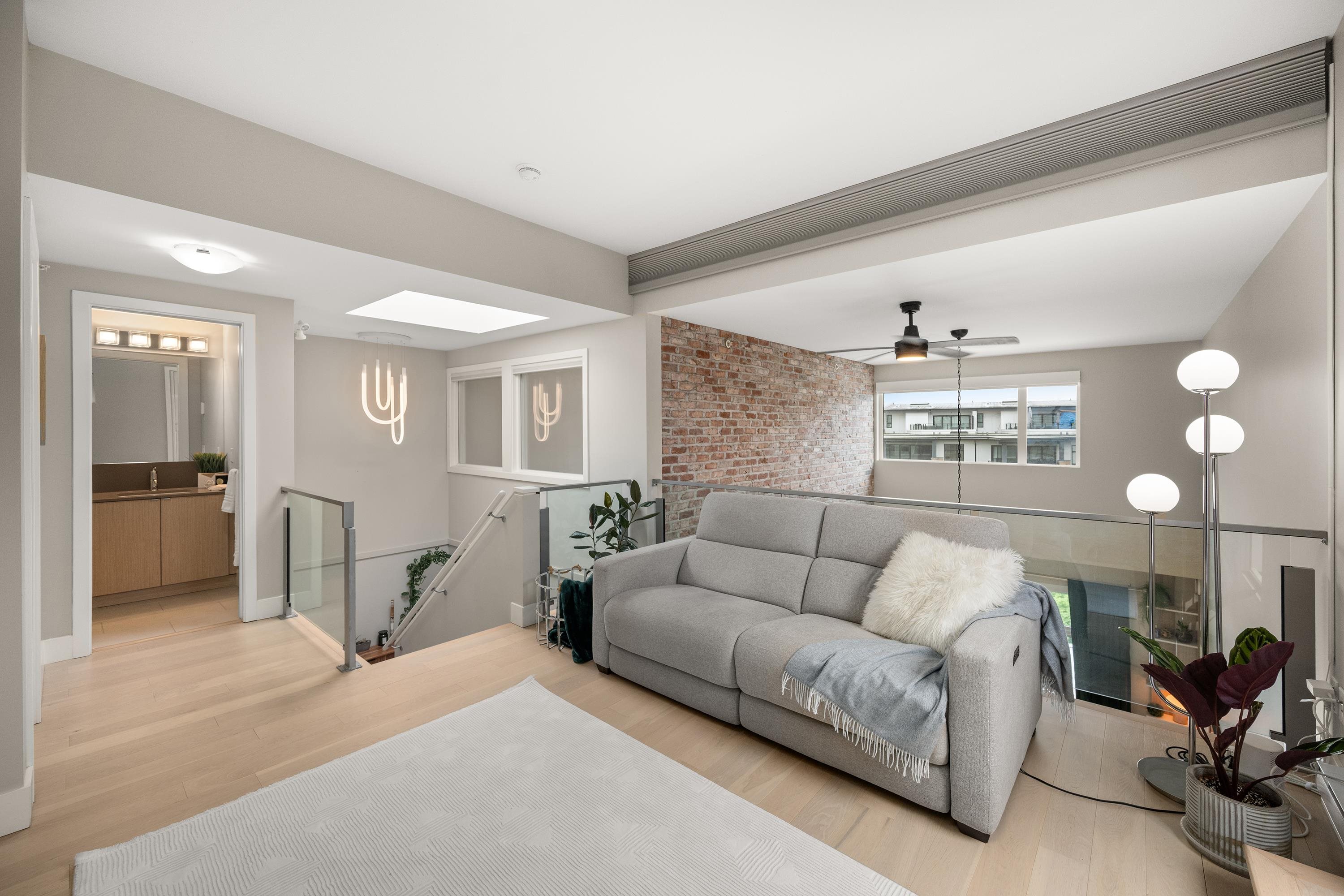 414 262 SALTER STREET Unit: 414