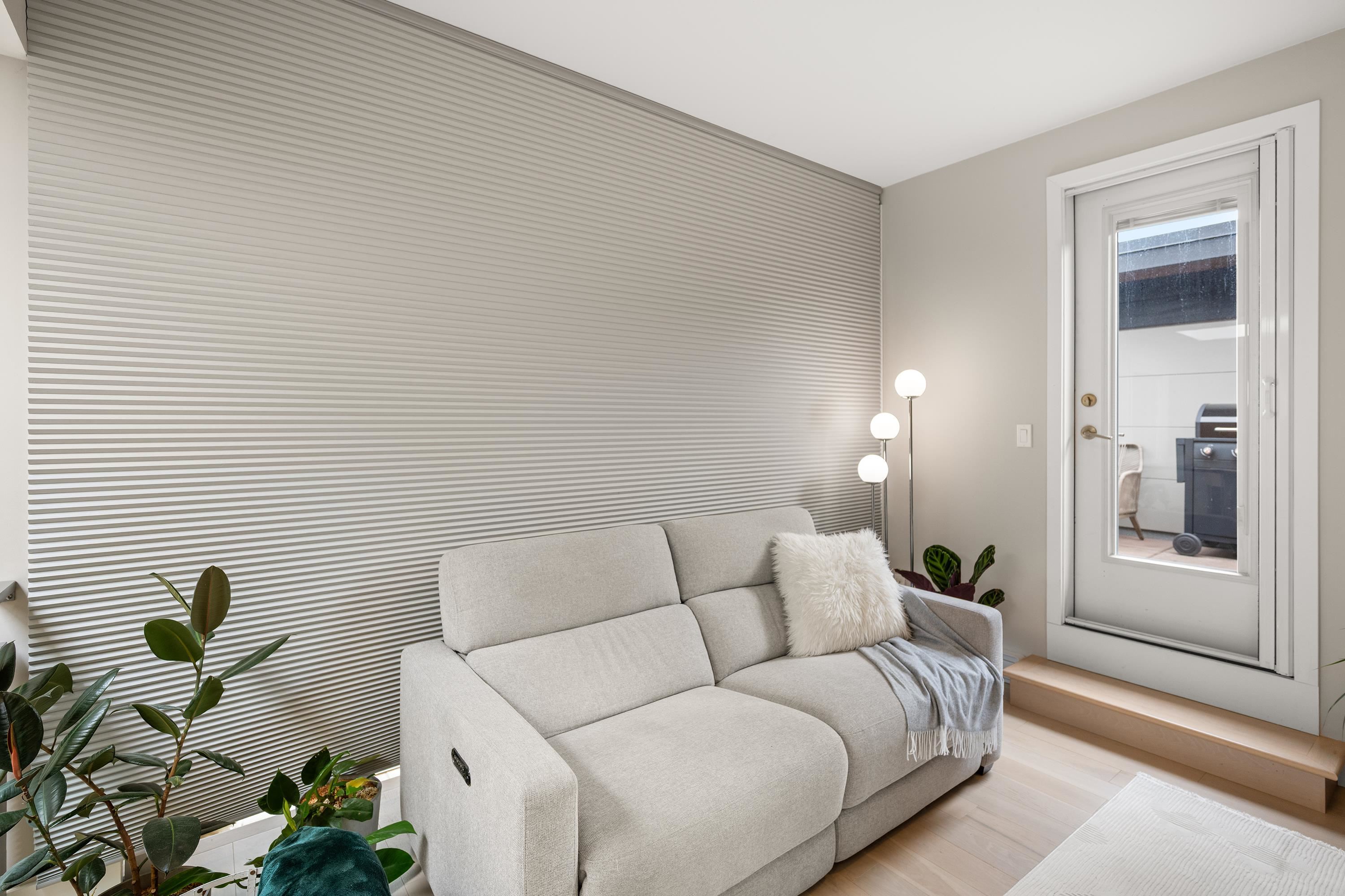 414 262 SALTER STREET Unit: 414