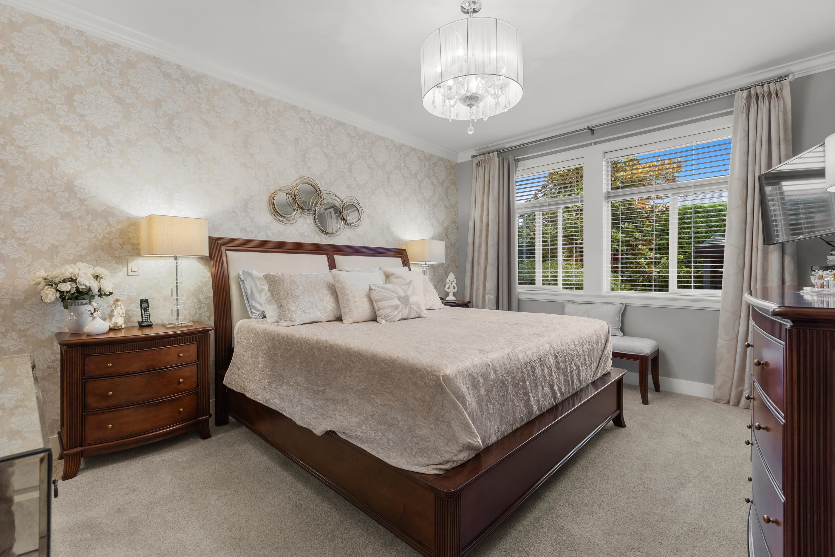 22 350 174 STREET Unit: 22