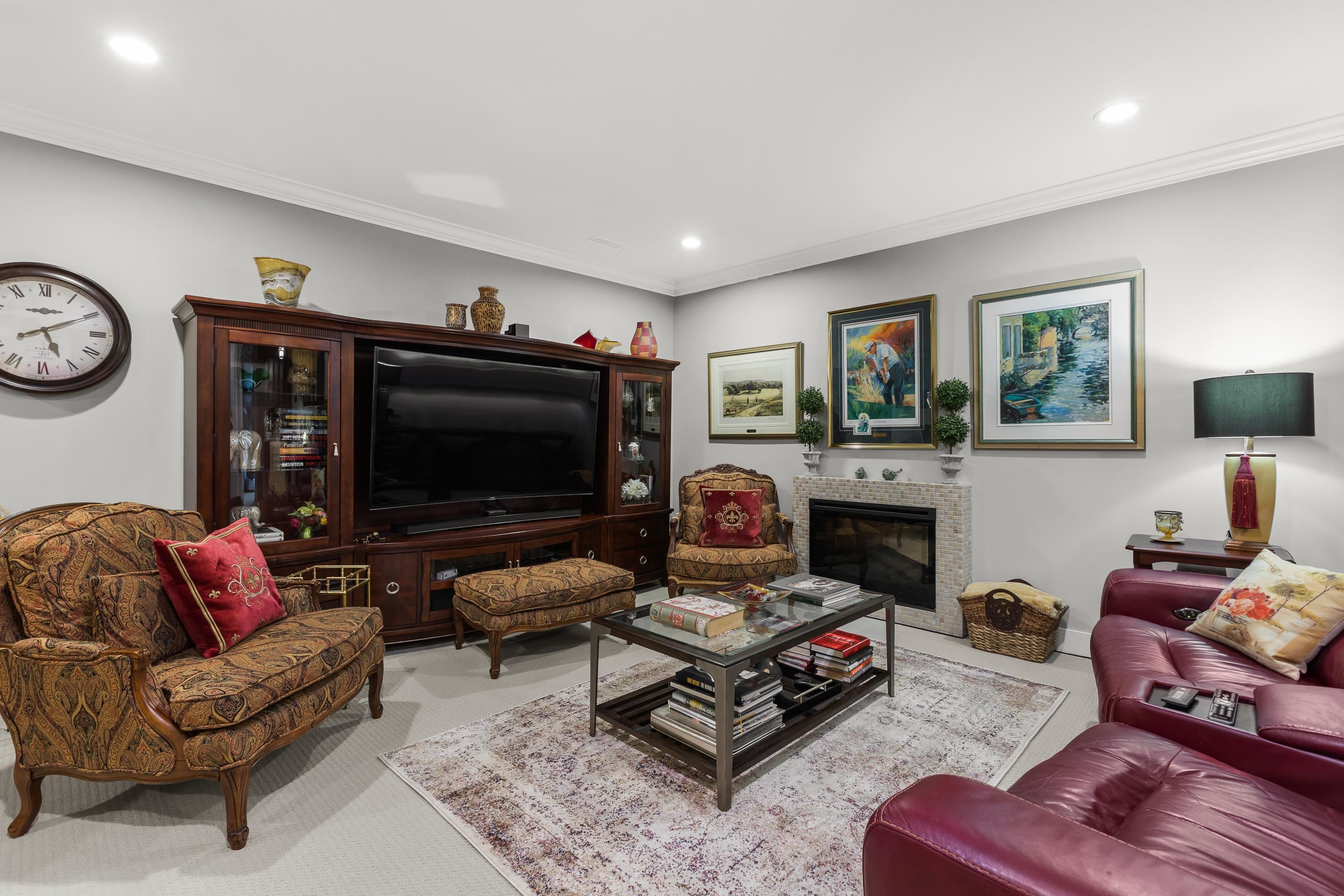 22 350 174 STREET Unit: 22