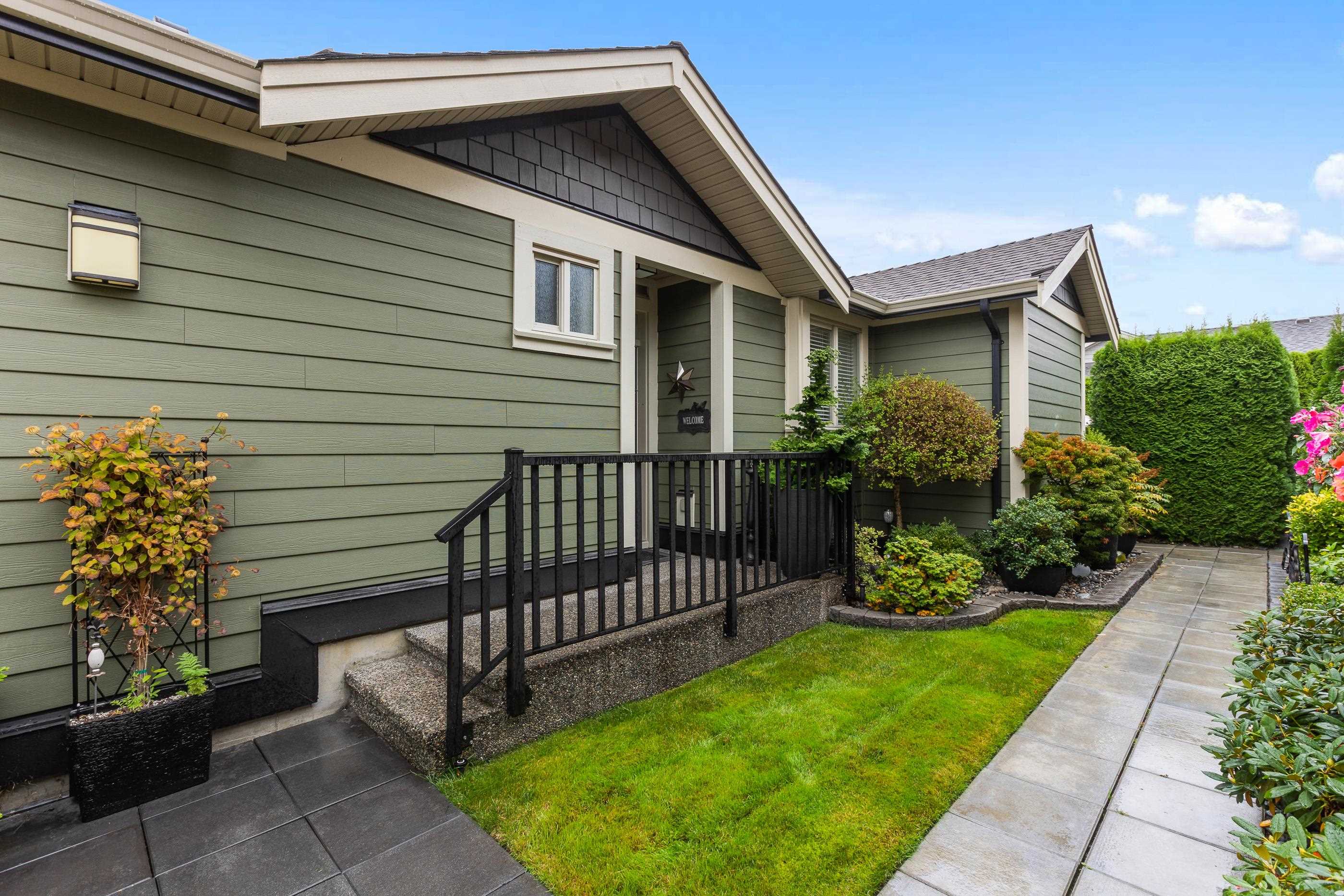 22 350 174 STREET Unit: 22
