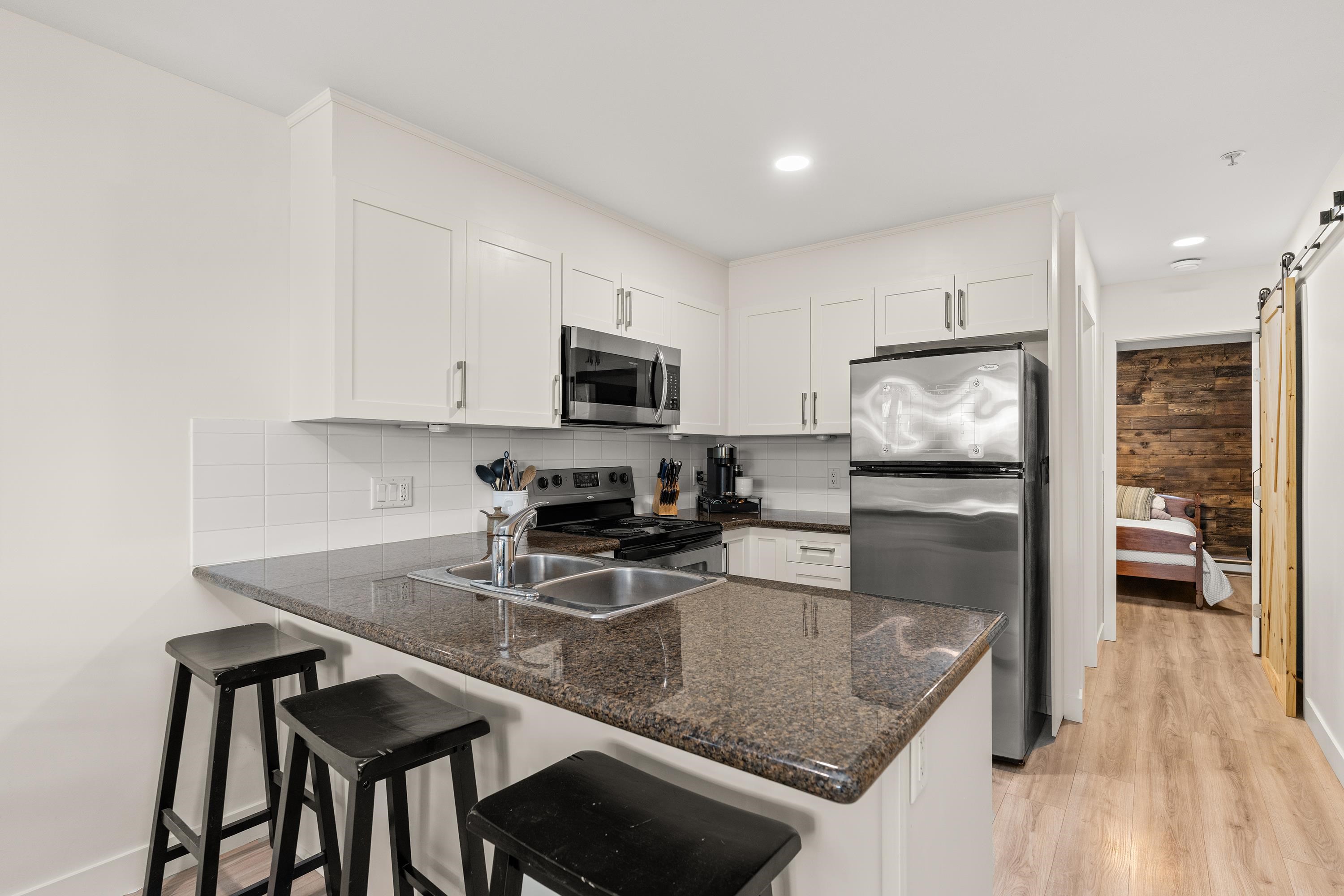 27 19551 66 AVENUE Unit: 27