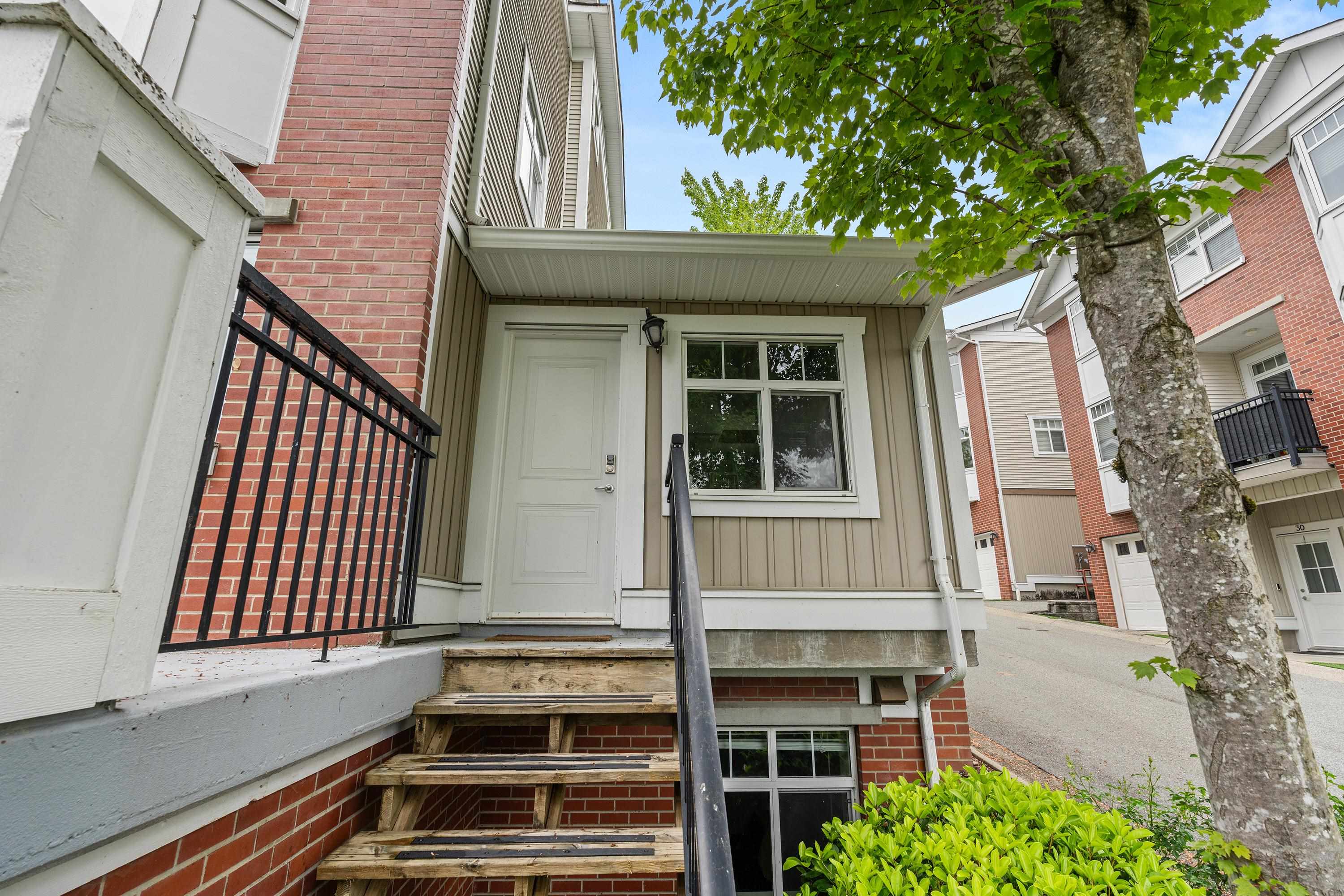 27 19551 66 AVENUE Unit: 27