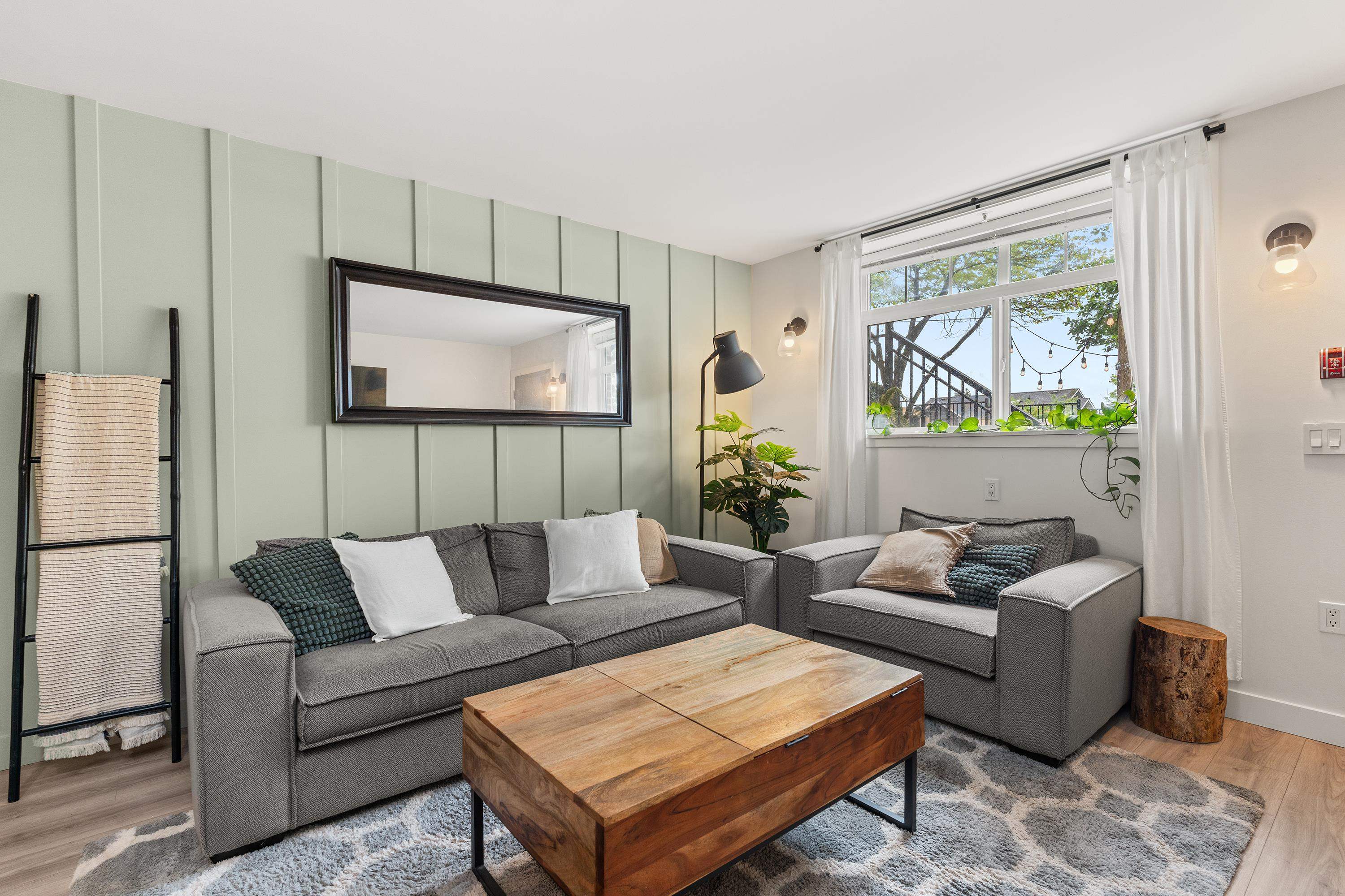 27 19551 66 AVENUE Unit: 27