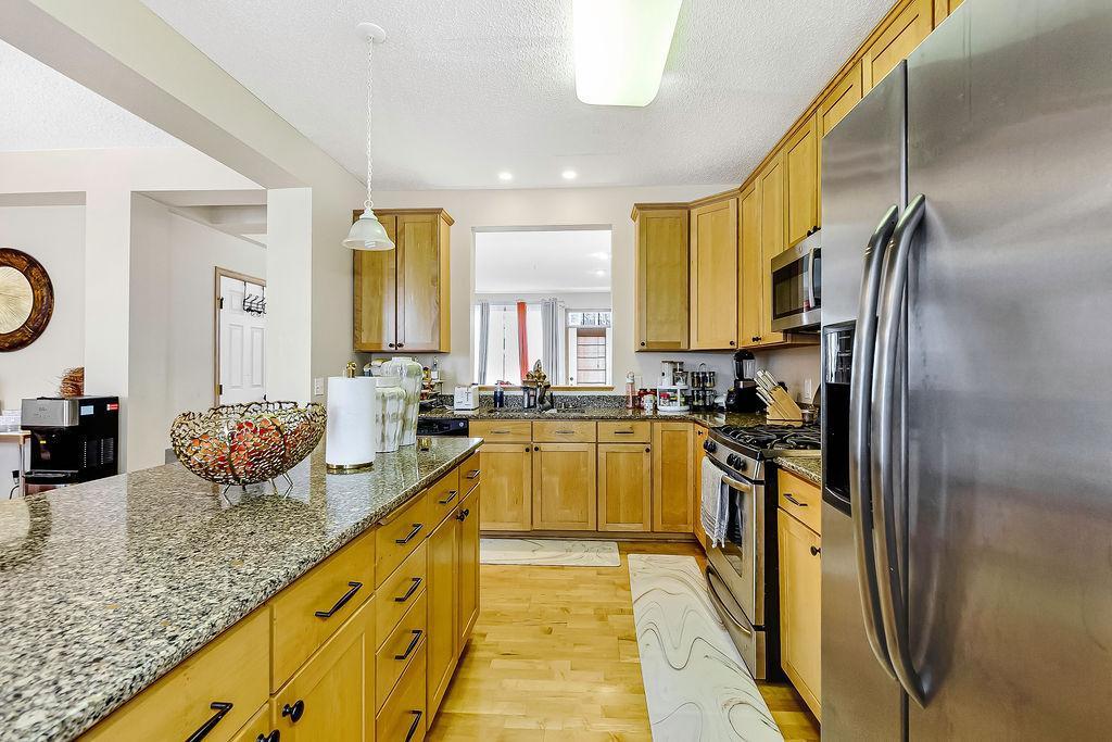 1670 Village Trail E Unit: 5