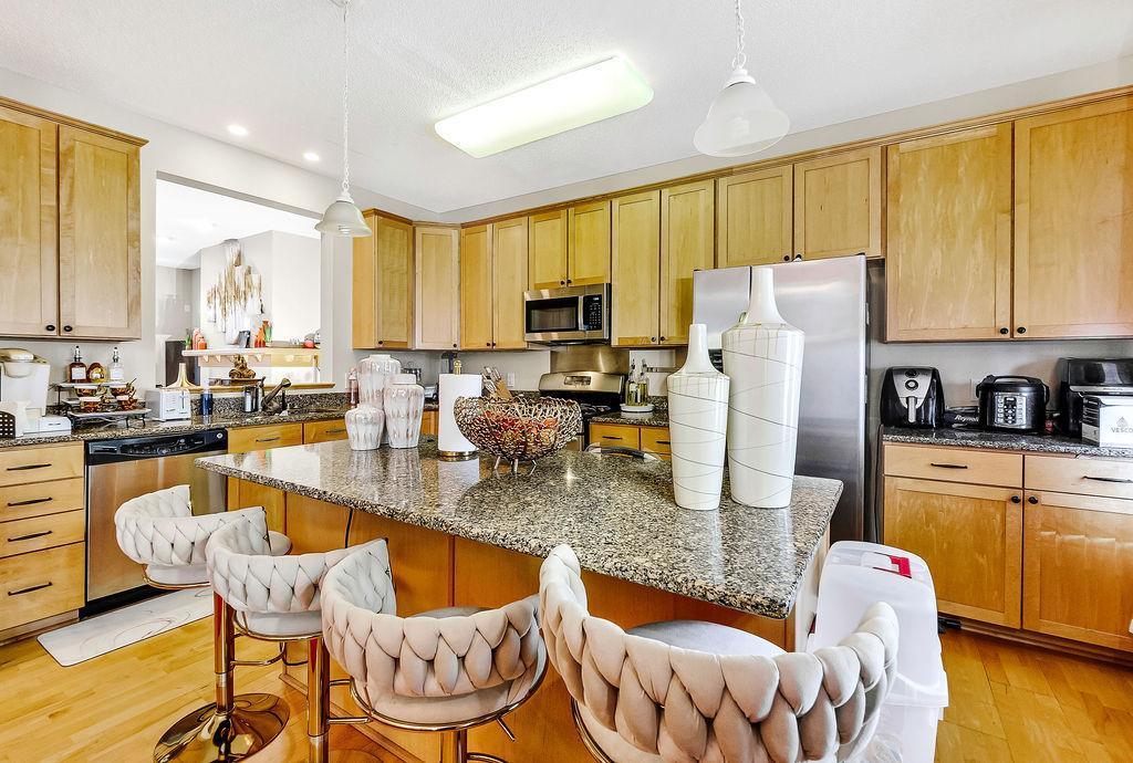 1670 Village Trail E Unit: 5