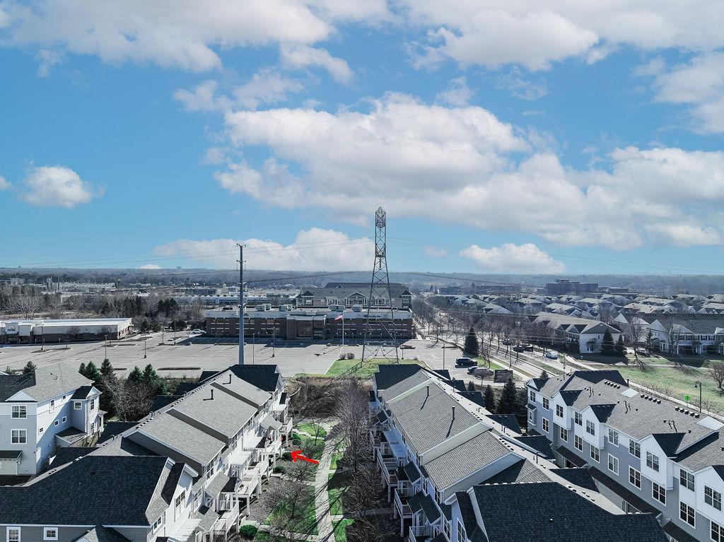 1670 Village Trail E Unit: 5