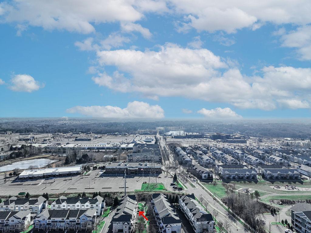 1670 Village Trail E Unit: 5