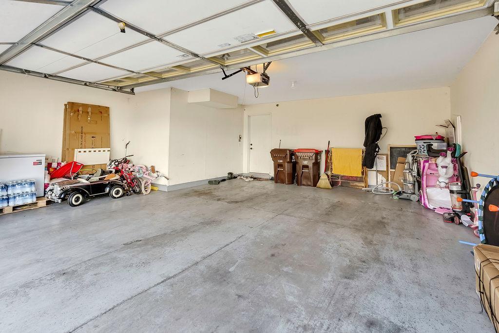 1670 Village Trail E Unit: 5