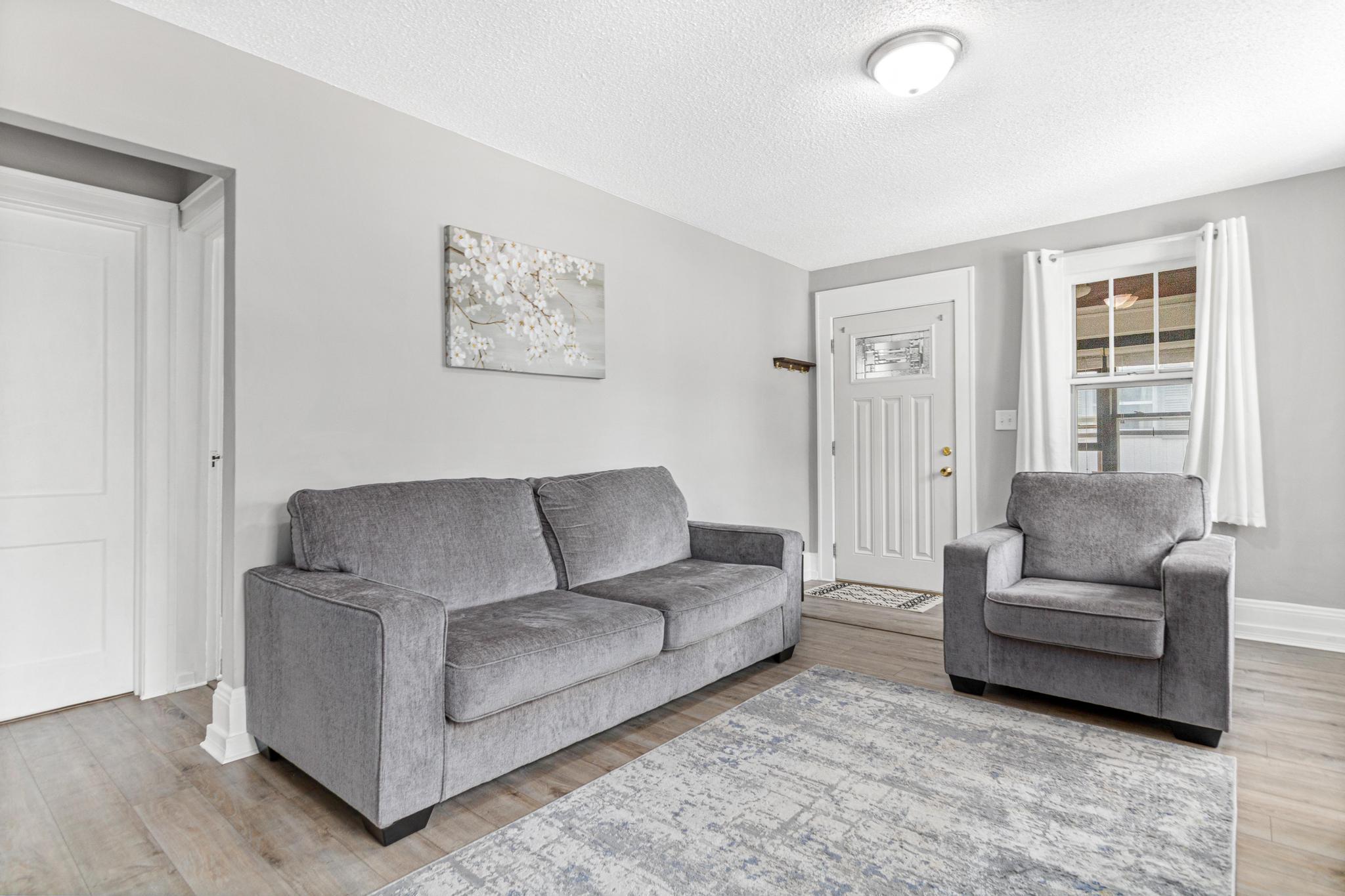 1530 North English Street