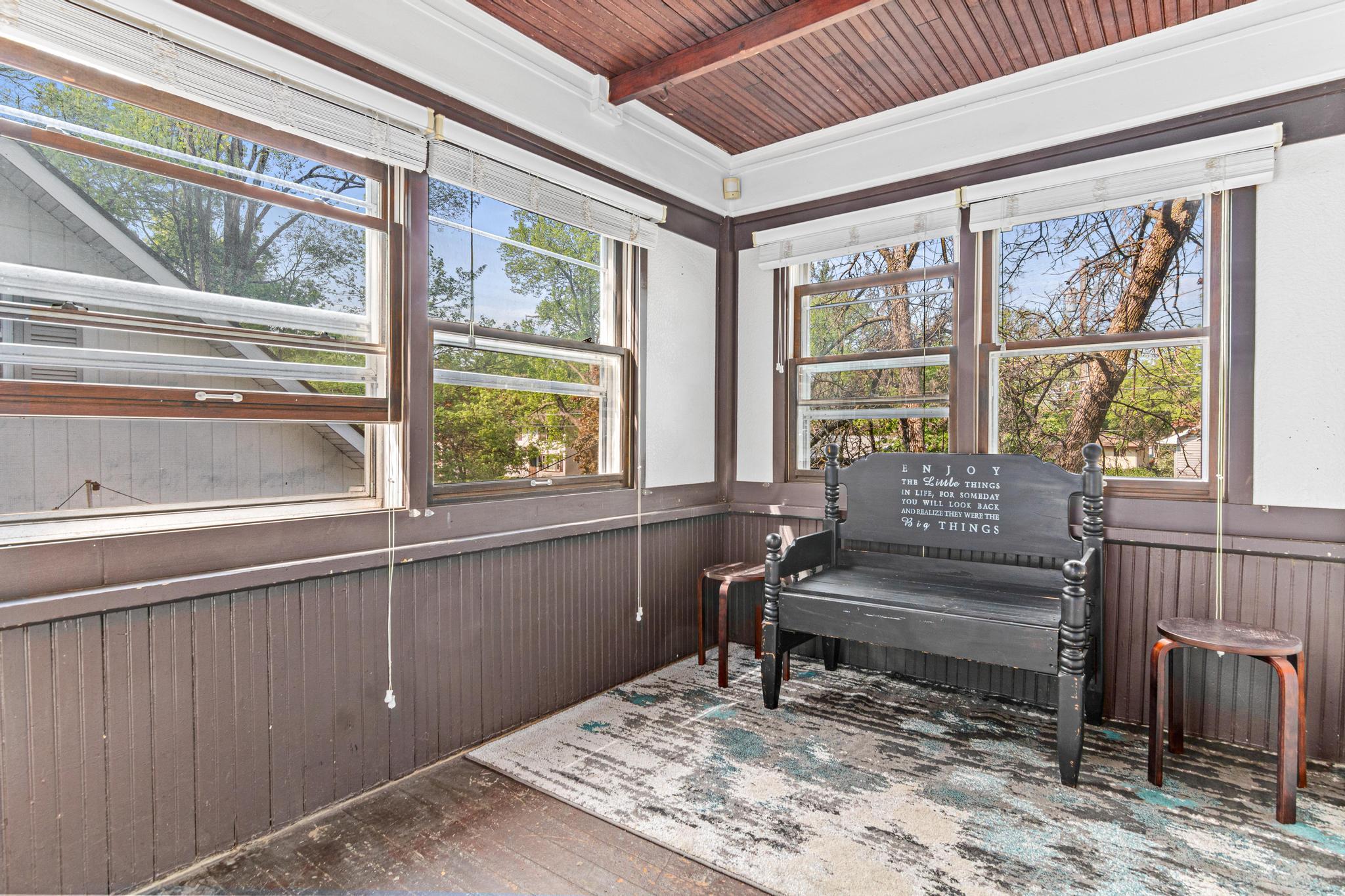 1530 North English Street