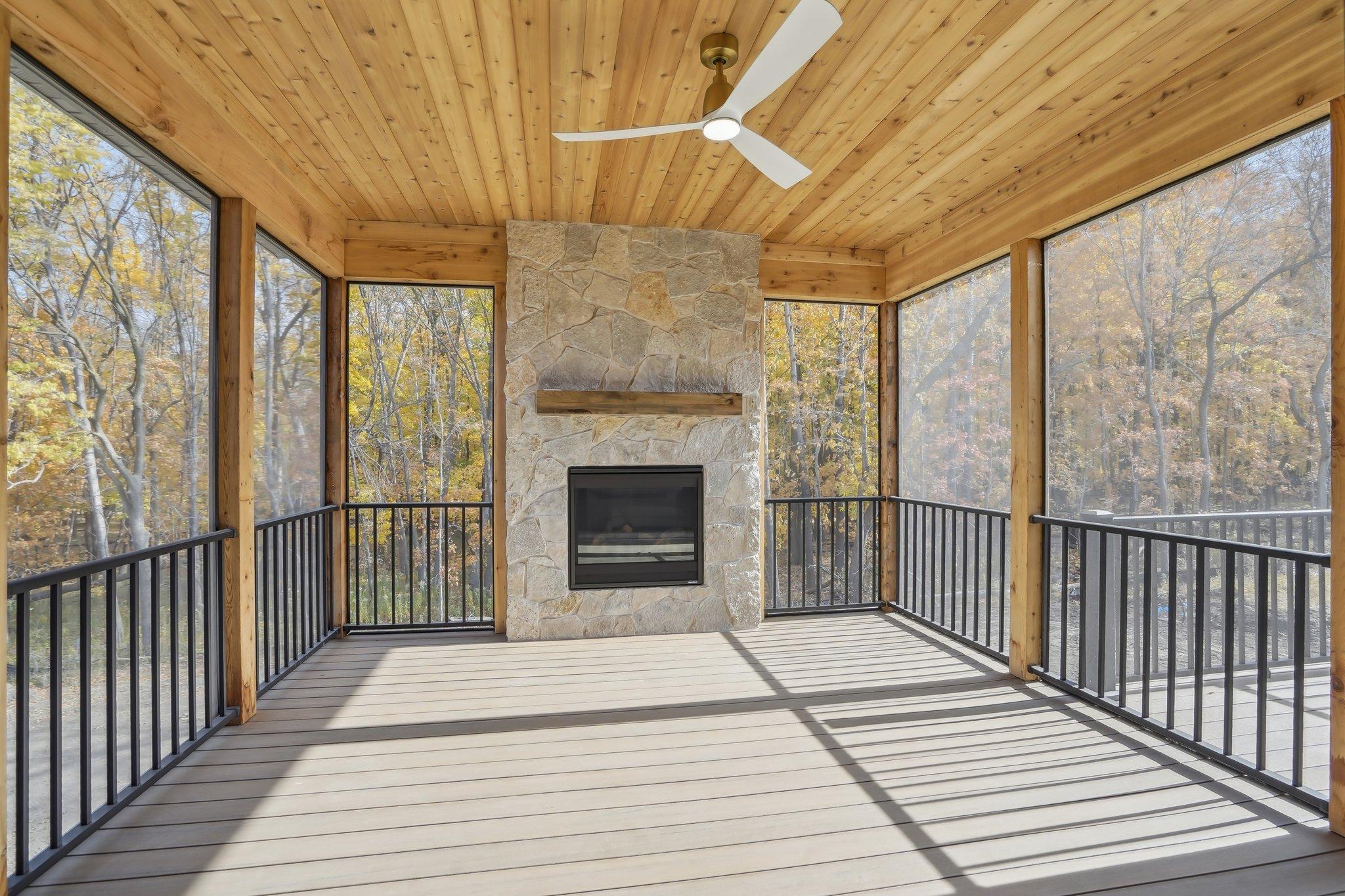 4550 Sunset Lane