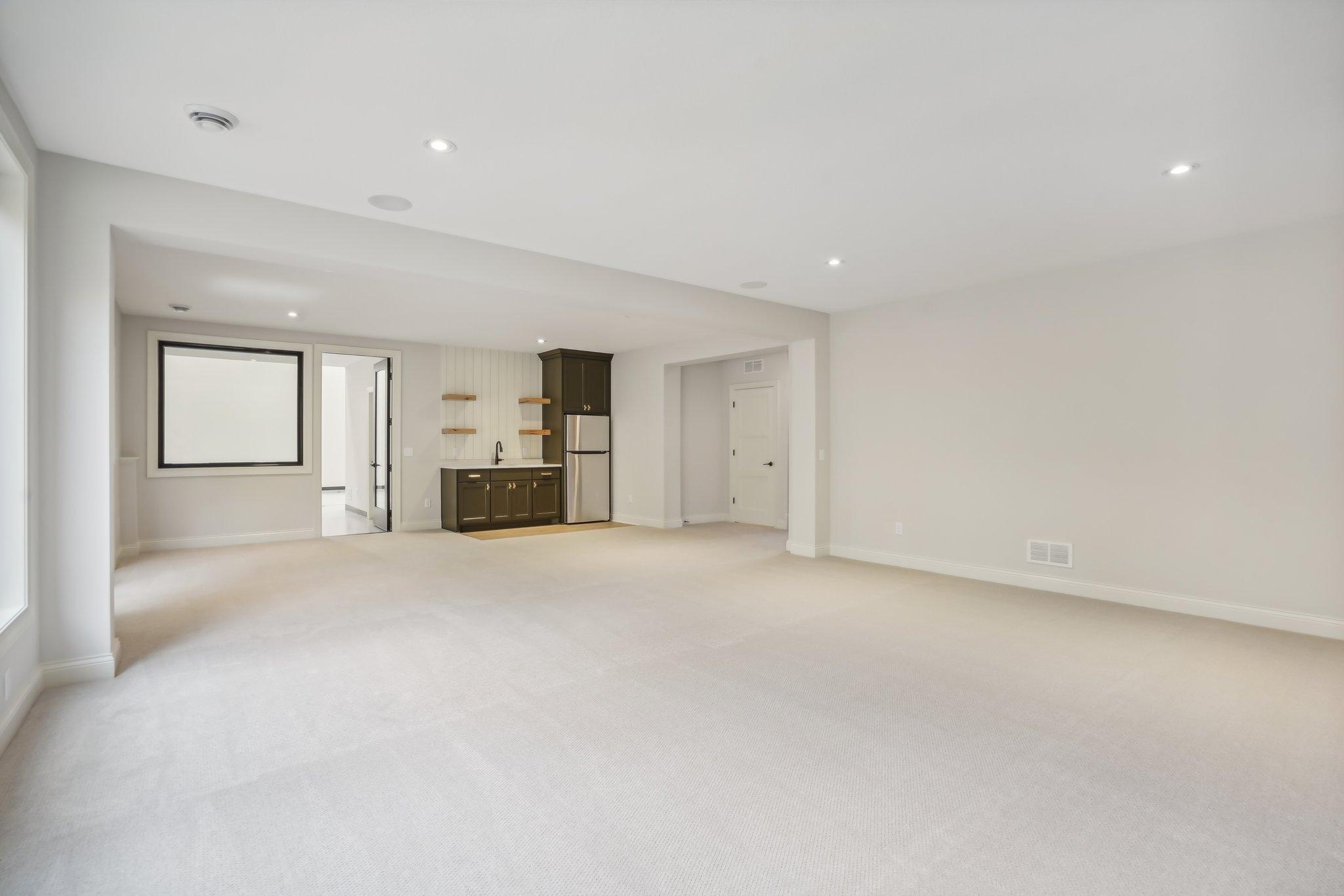 4550 Sunset Lane