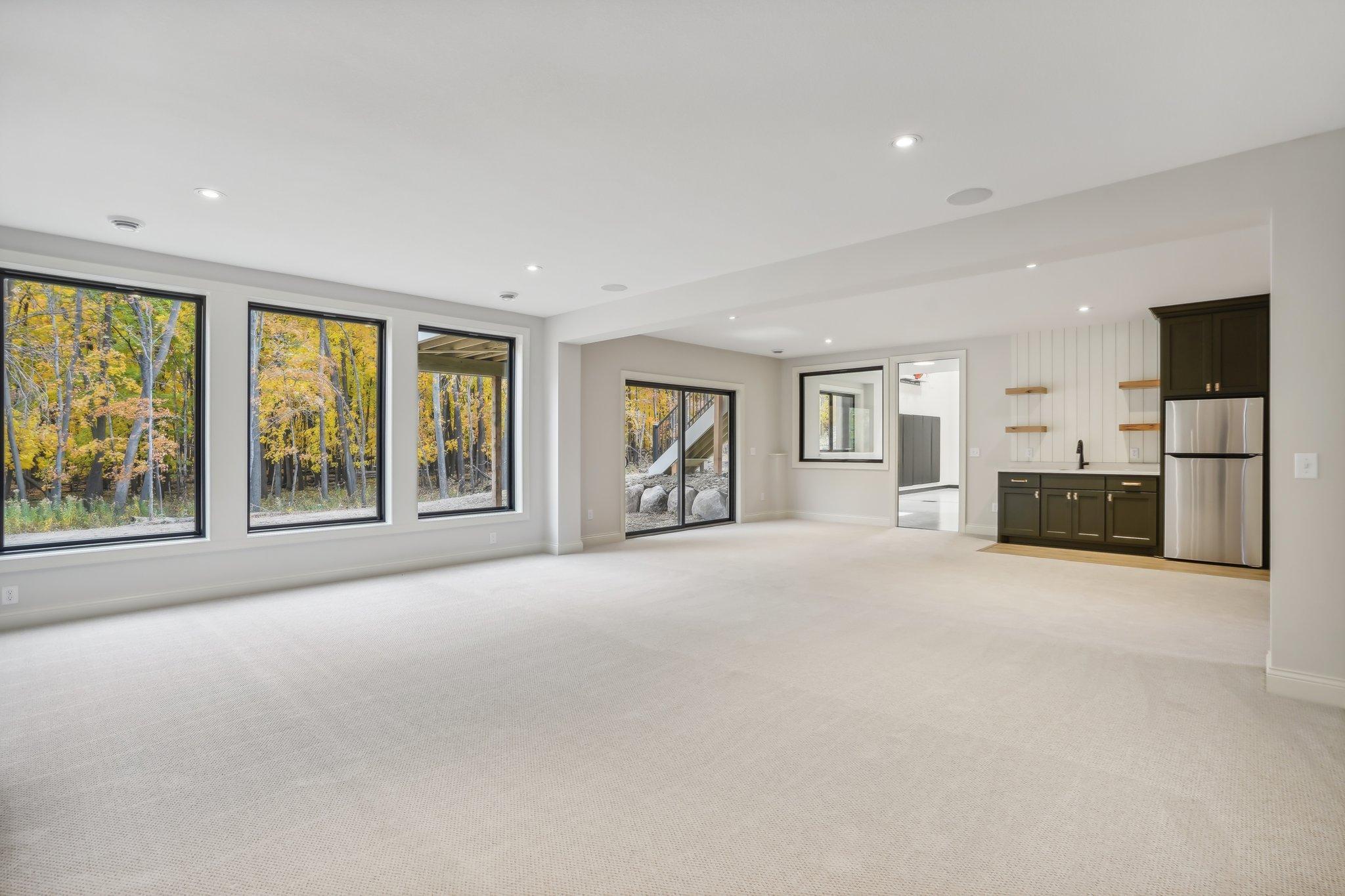 4550 Sunset Lane