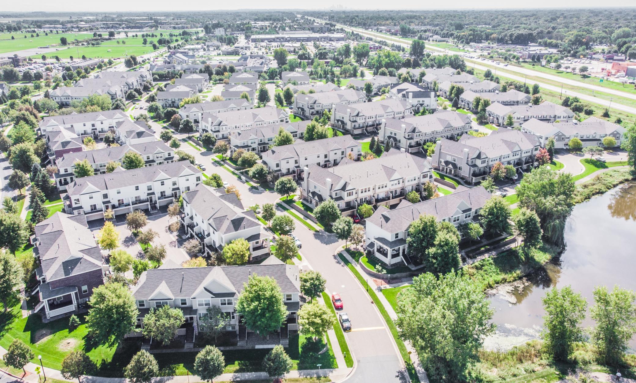 11182 Aberdeen Street NE Unit: F