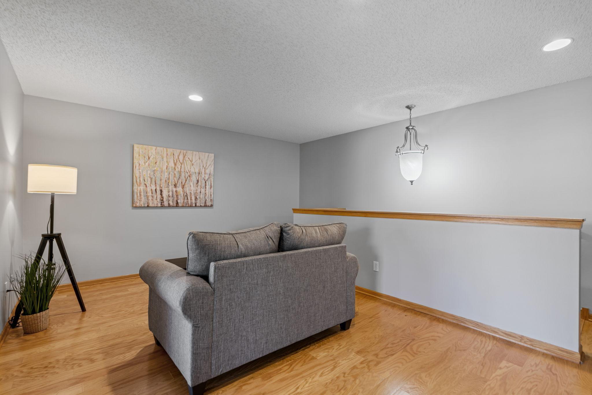 11182 Aberdeen Street NE Unit: F