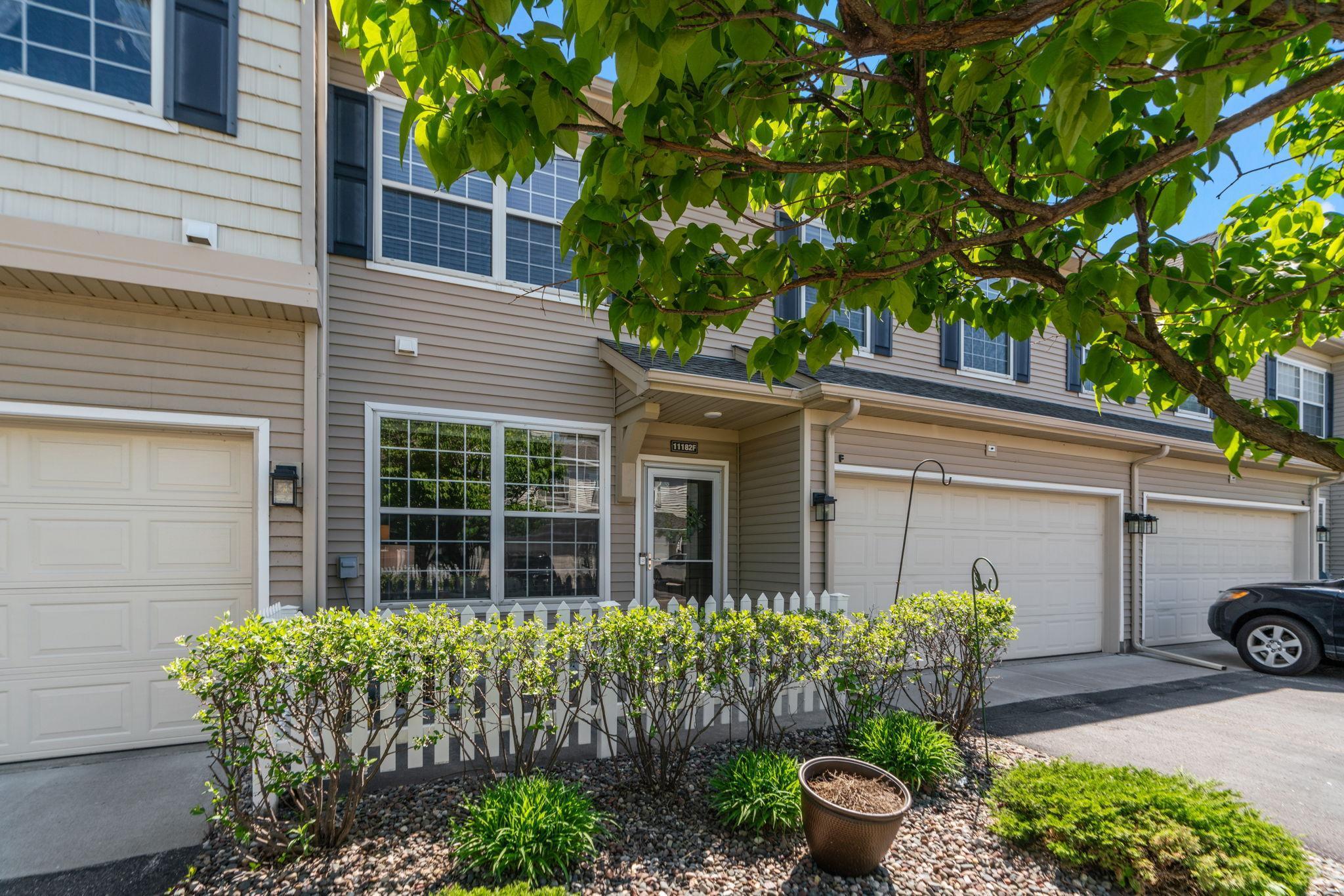 11182 Aberdeen Street NE Unit: F