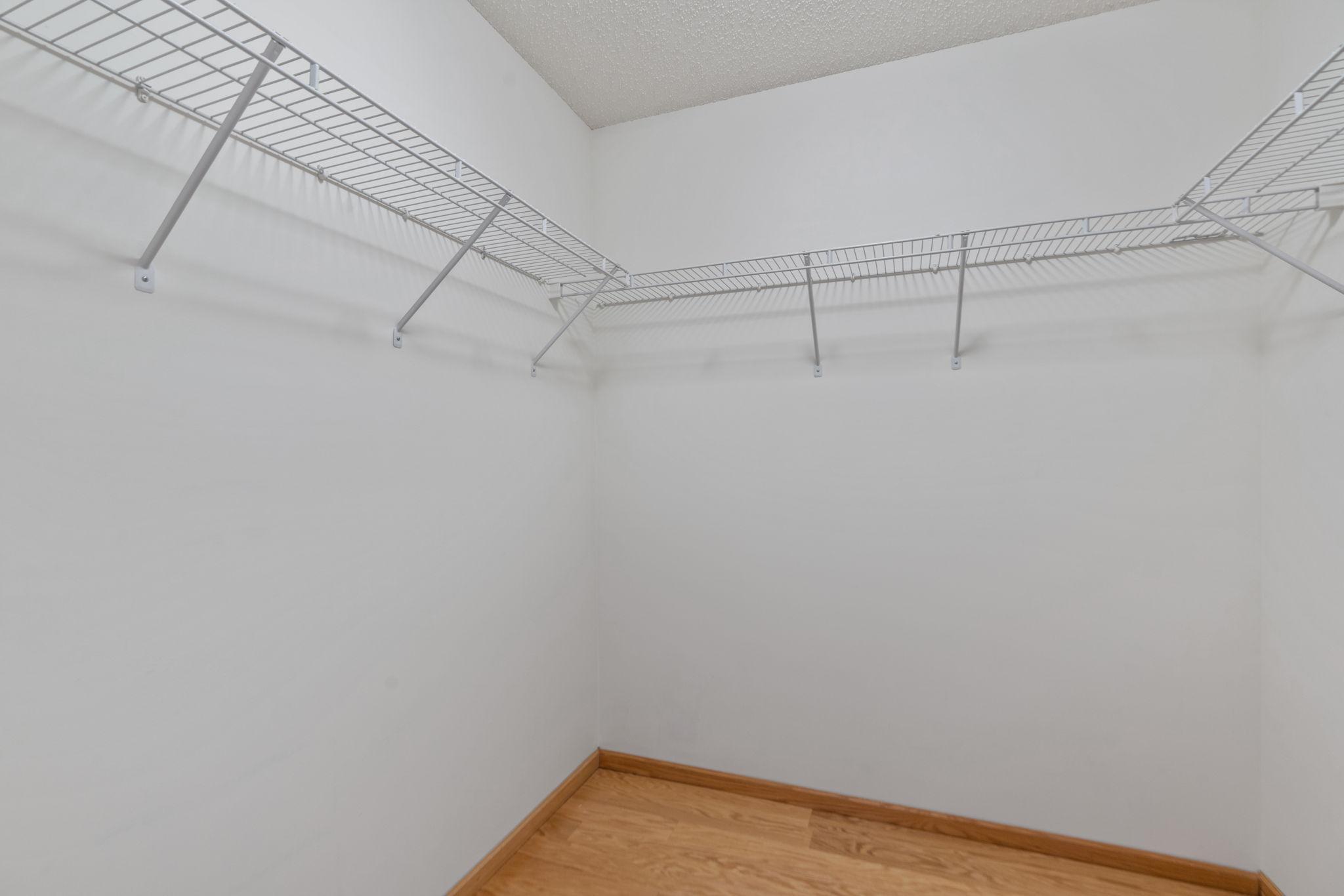 11182 Aberdeen Street NE Unit: F