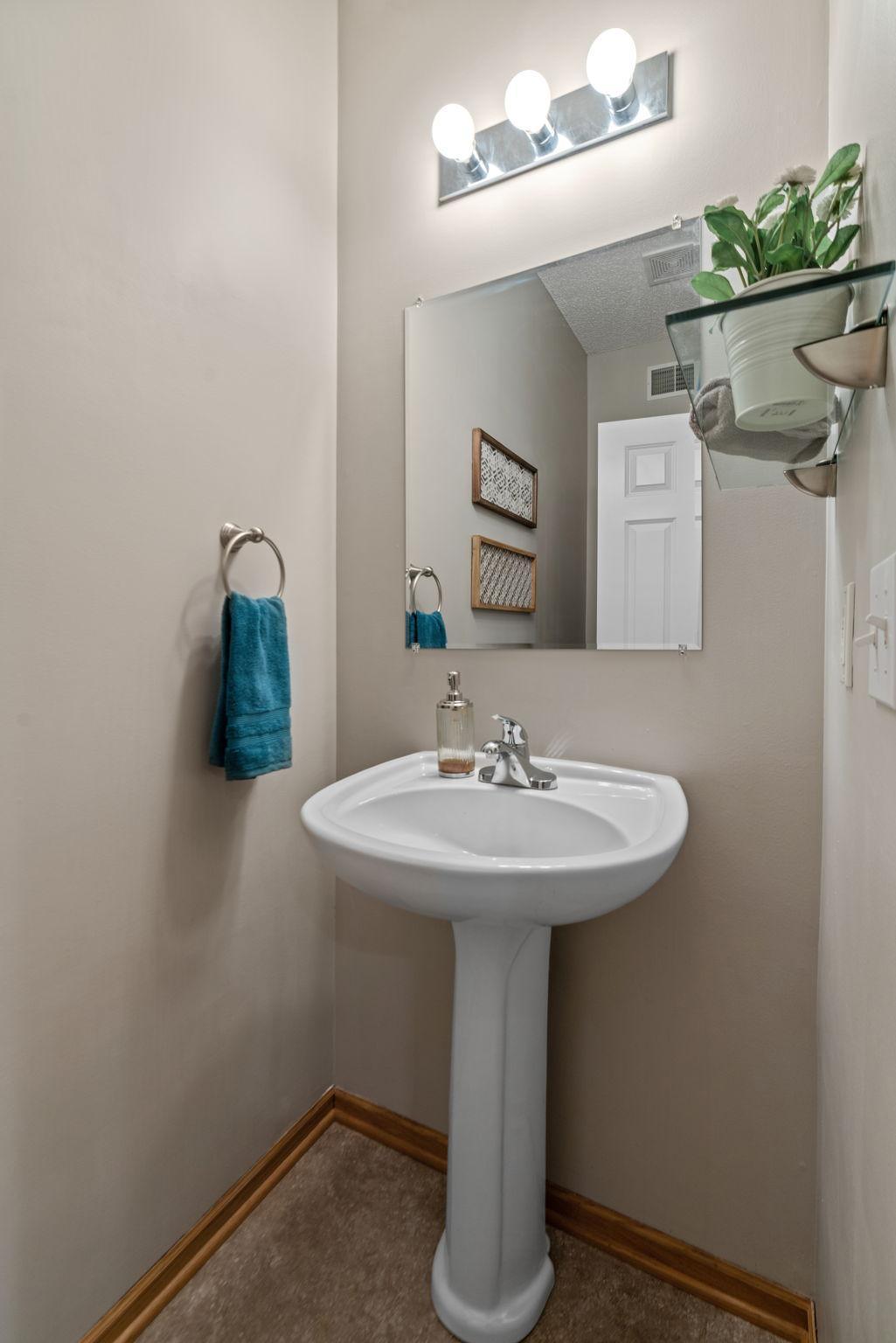 11182 Aberdeen Street NE Unit: F