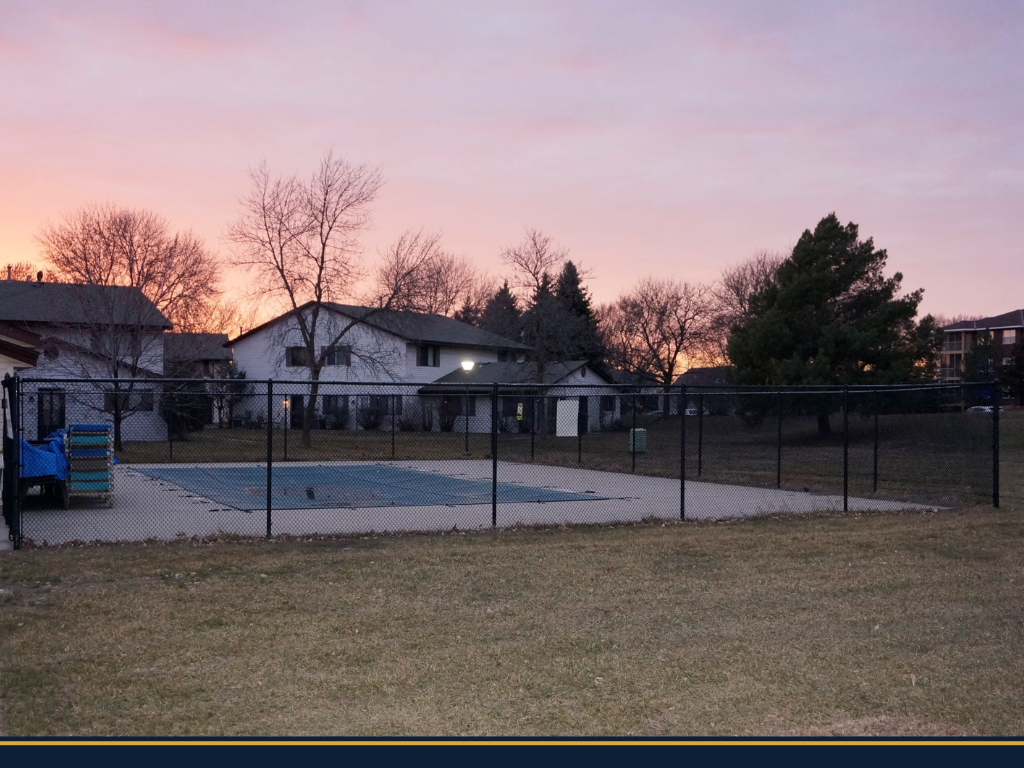 6639 84th Court N