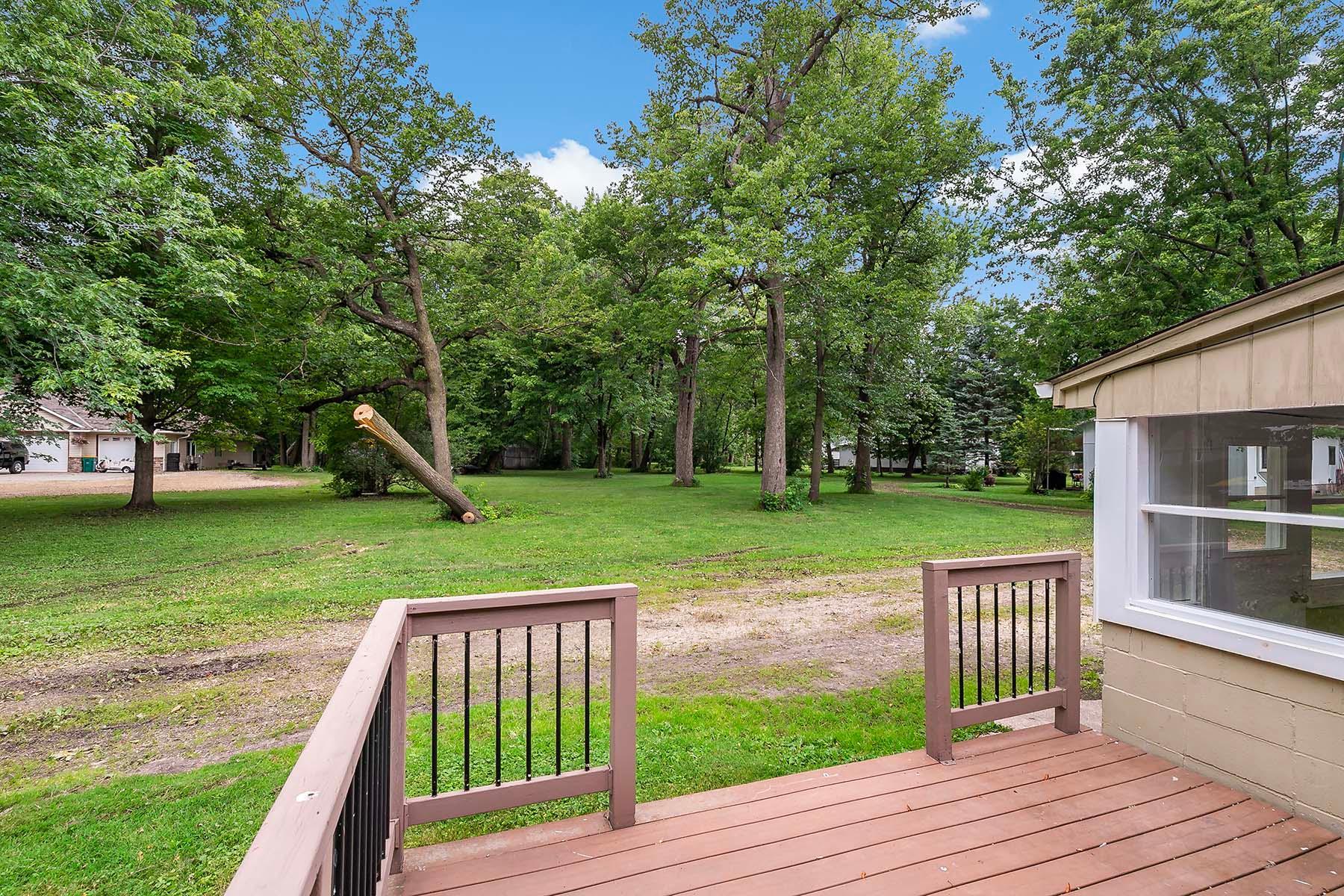 24557 Chippendale Avenue W