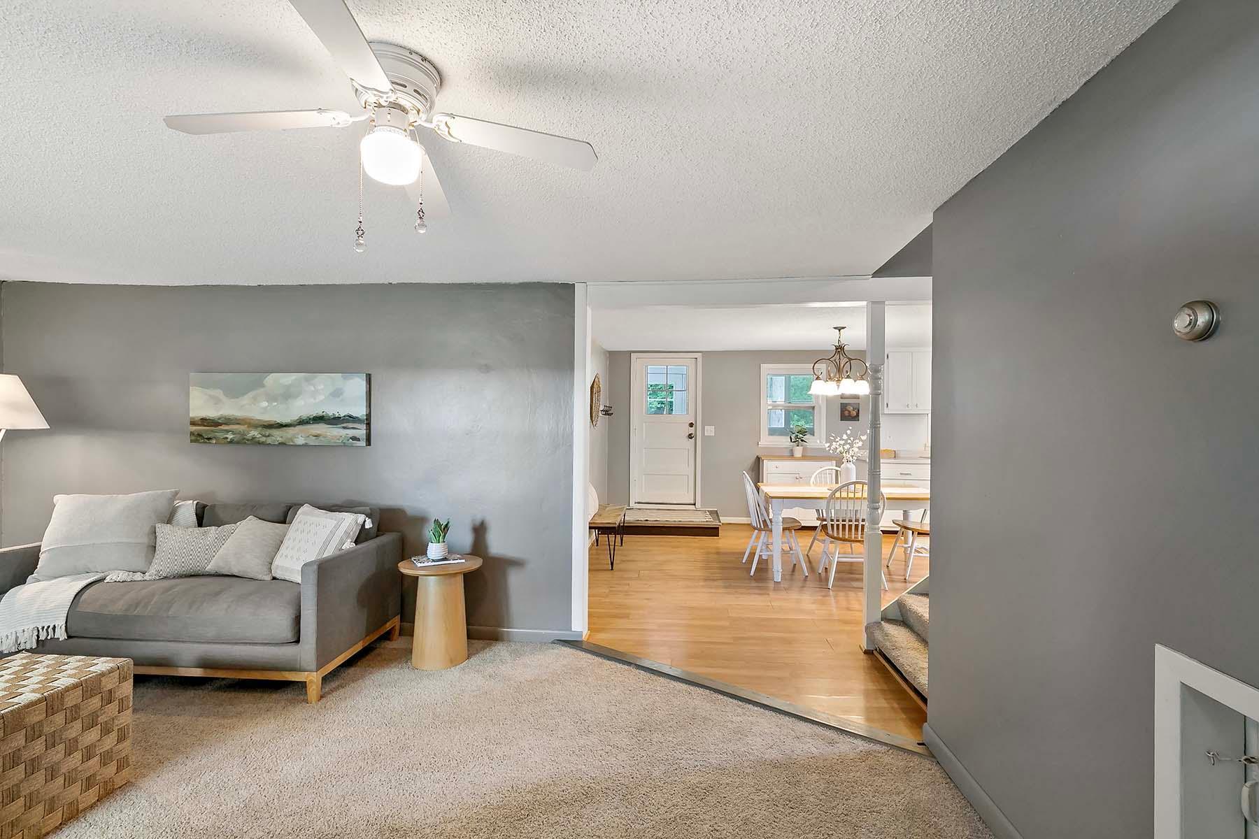 24557 Chippendale Avenue W