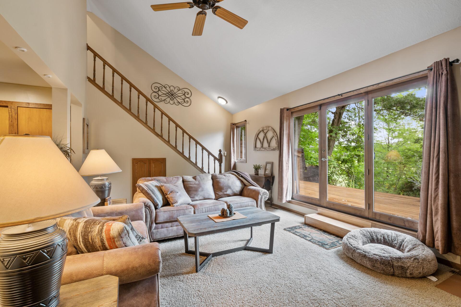 21715 Quincy Street NE