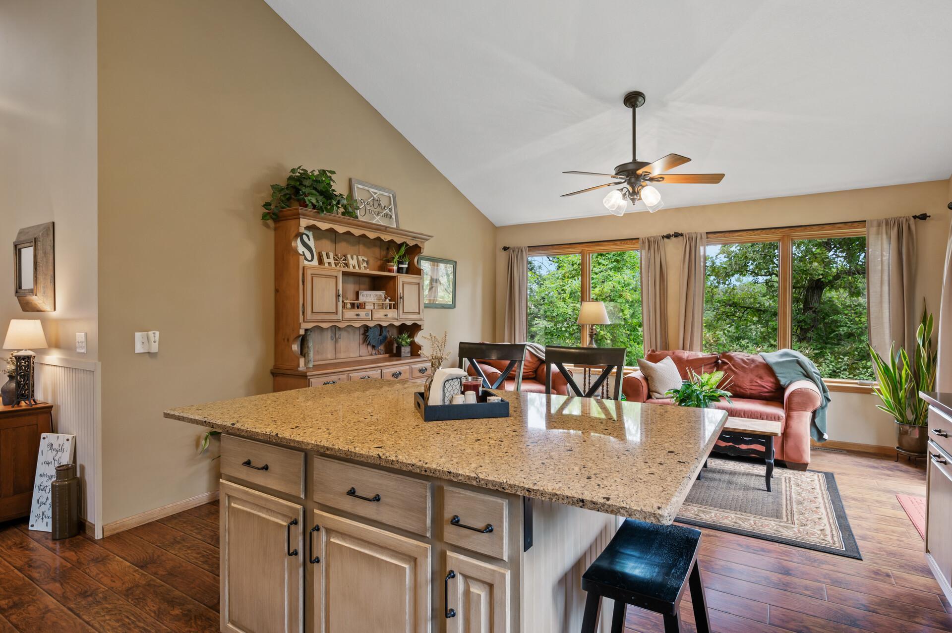 21715 Quincy Street NE