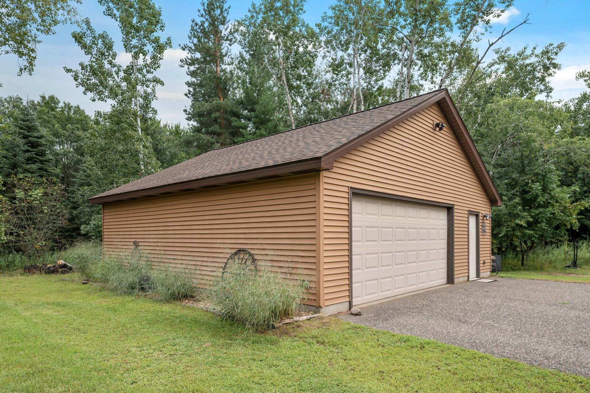 21715 Quincy Street NE