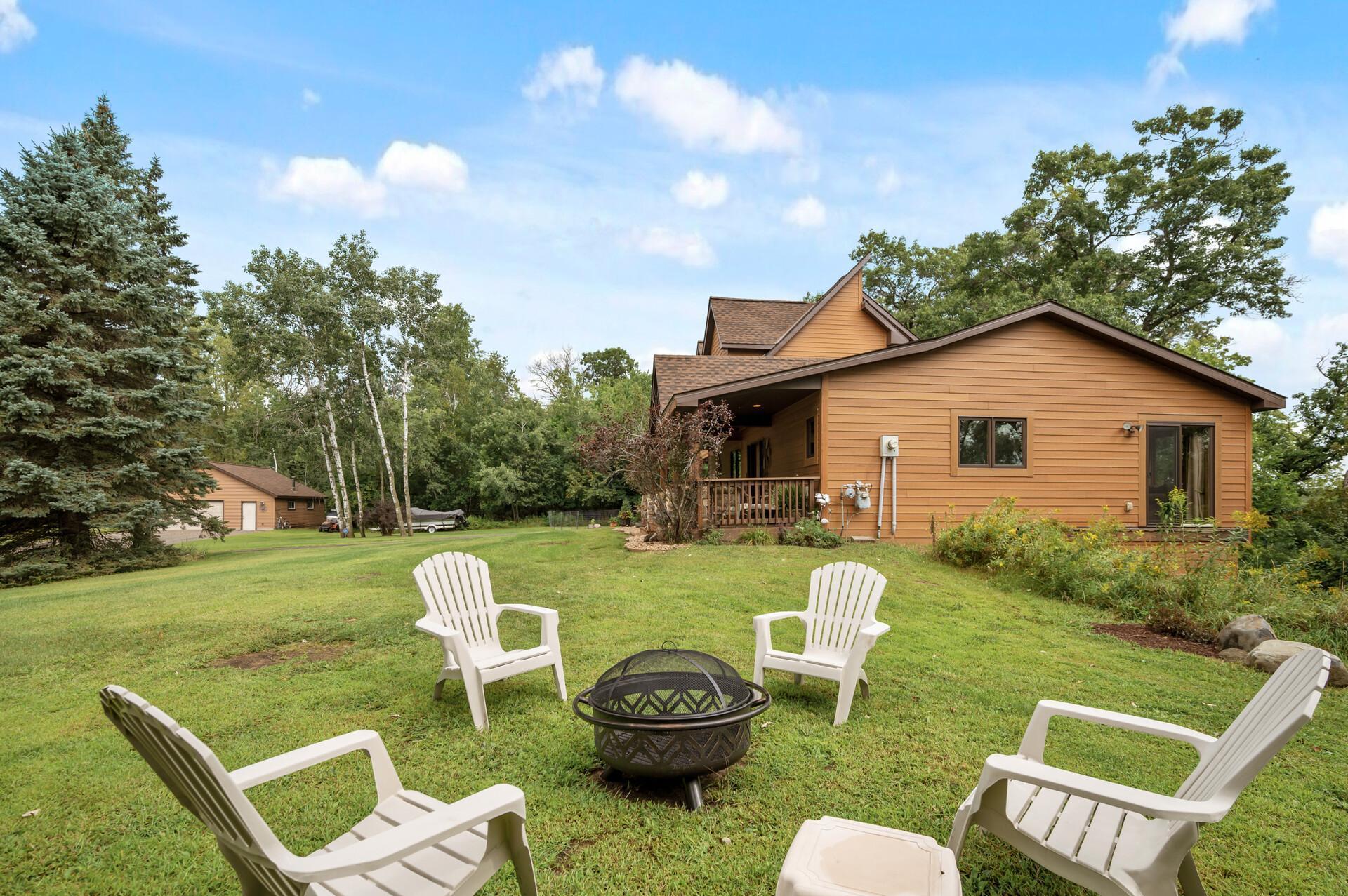 21715 Quincy Street NE