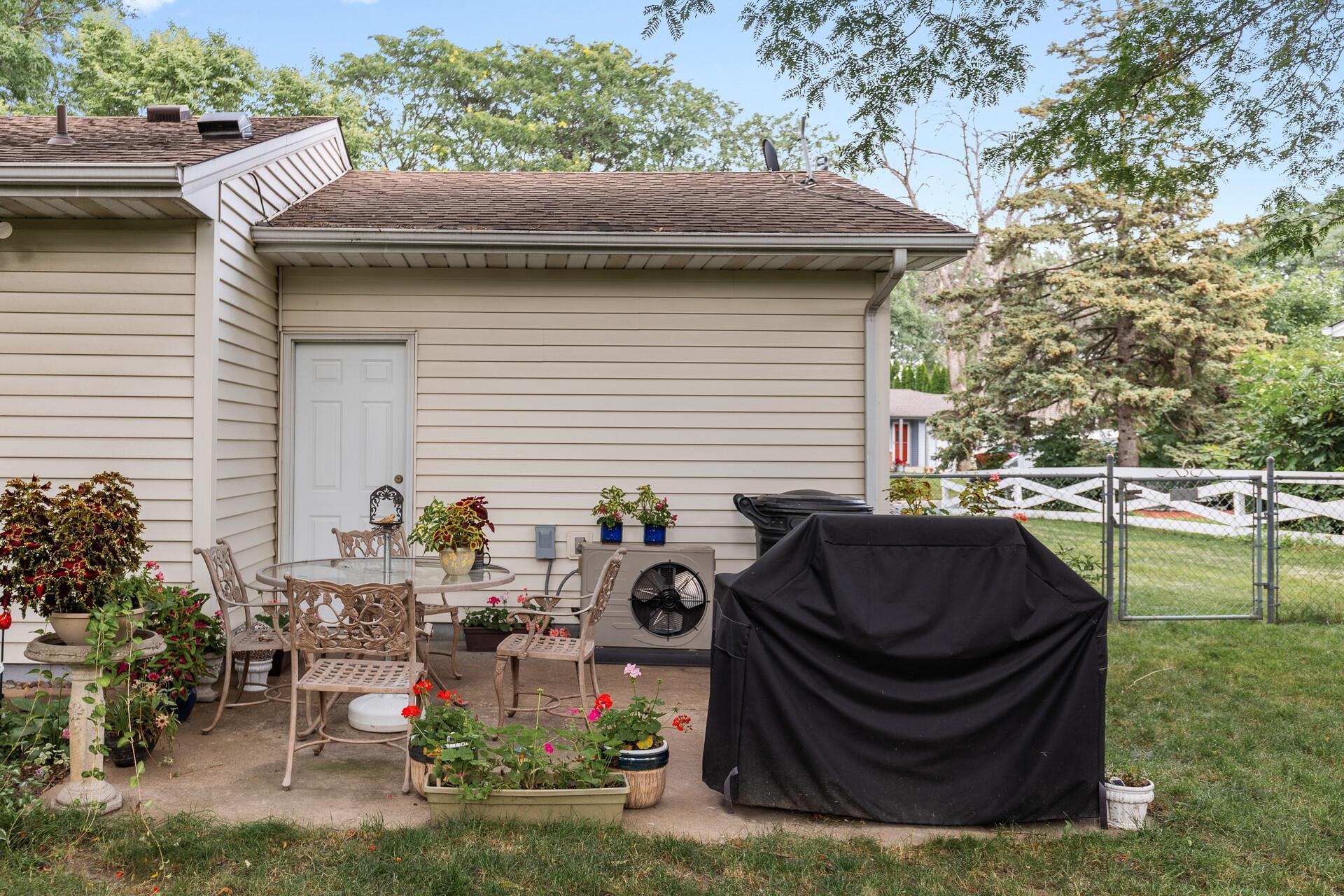 2106 Jade Lane