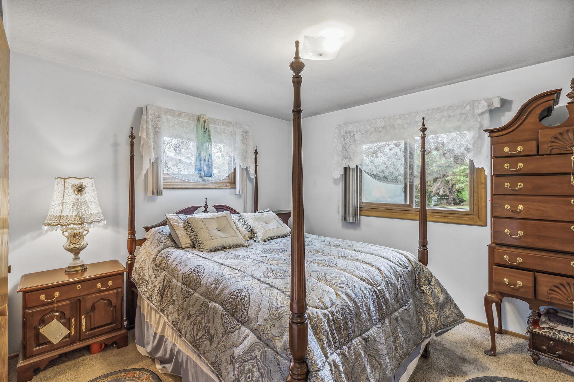 2106 Jade Lane