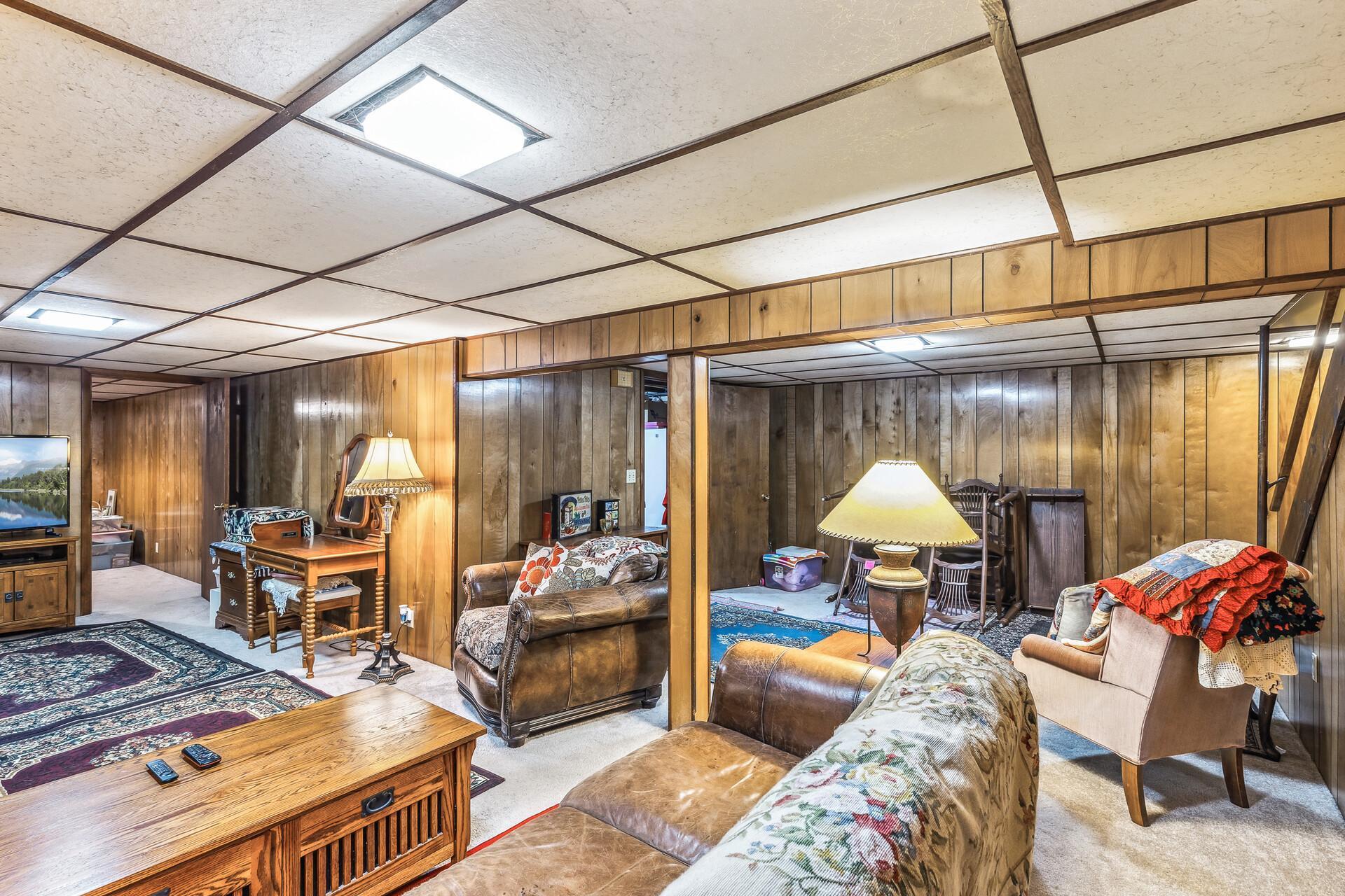 2106 Jade Lane