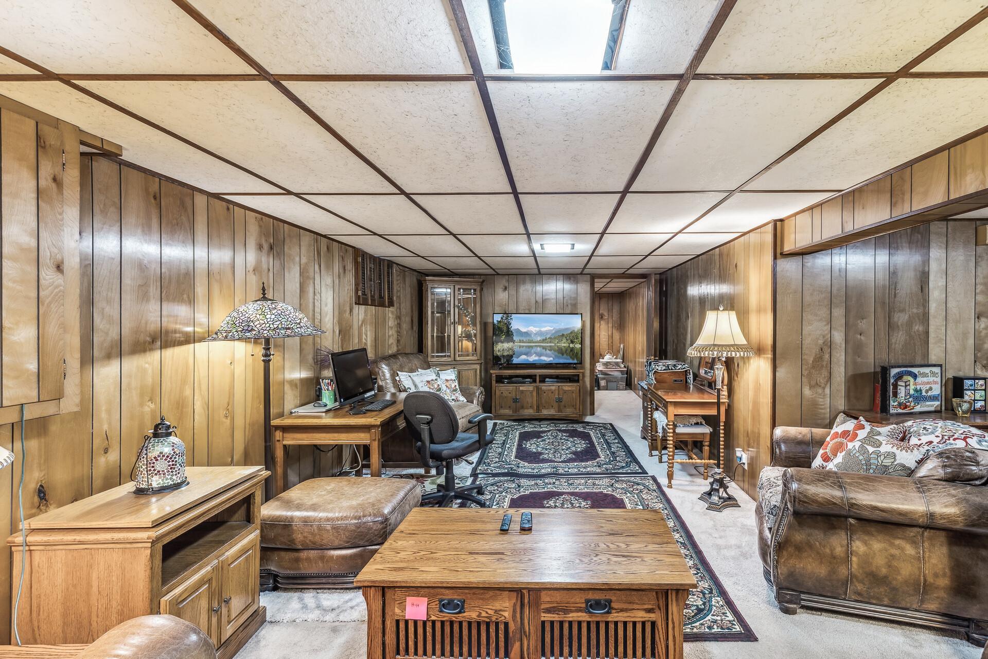 2106 Jade Lane