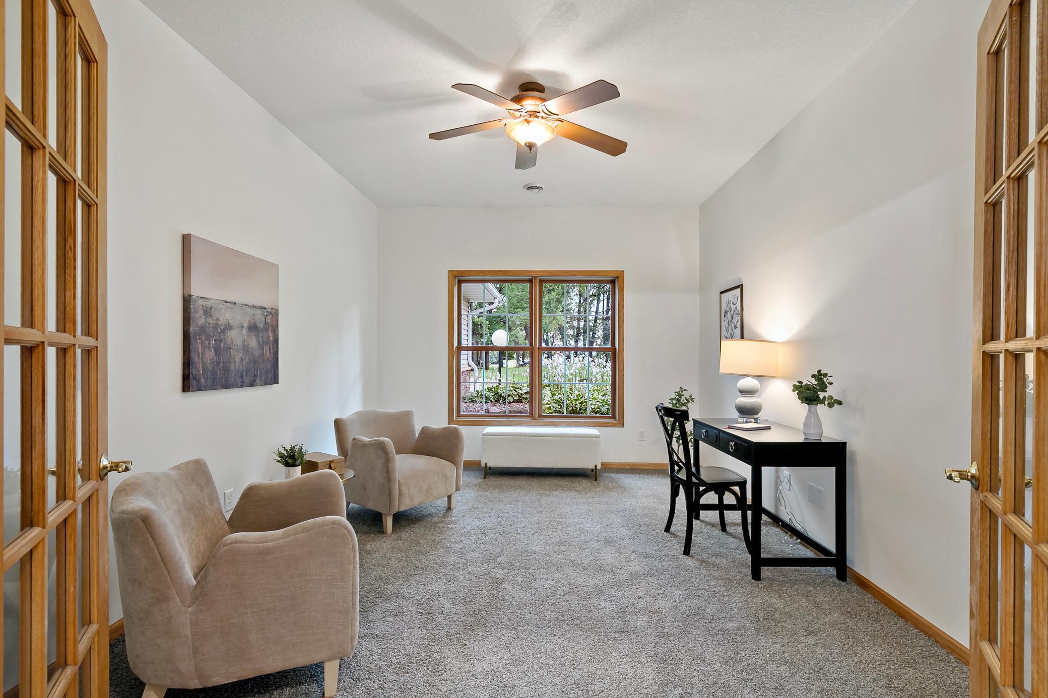 24579 Chippendale Avenue W