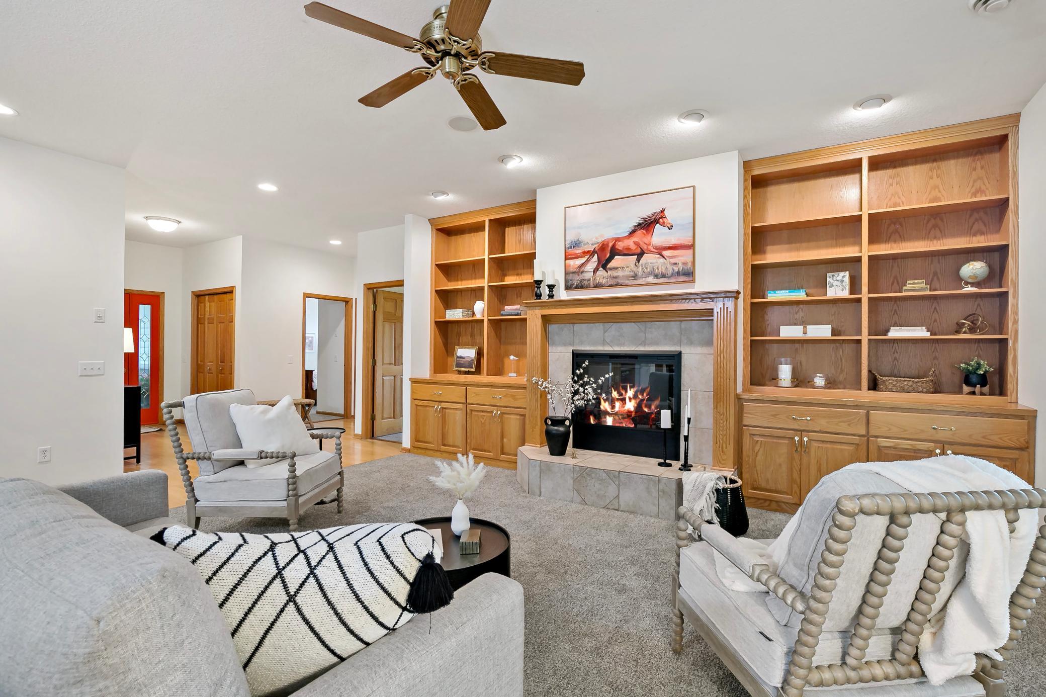 24579 Chippendale Avenue W