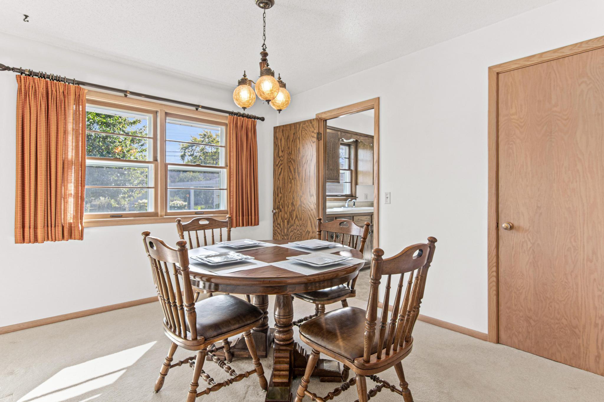 7106 Grimes Avenue N