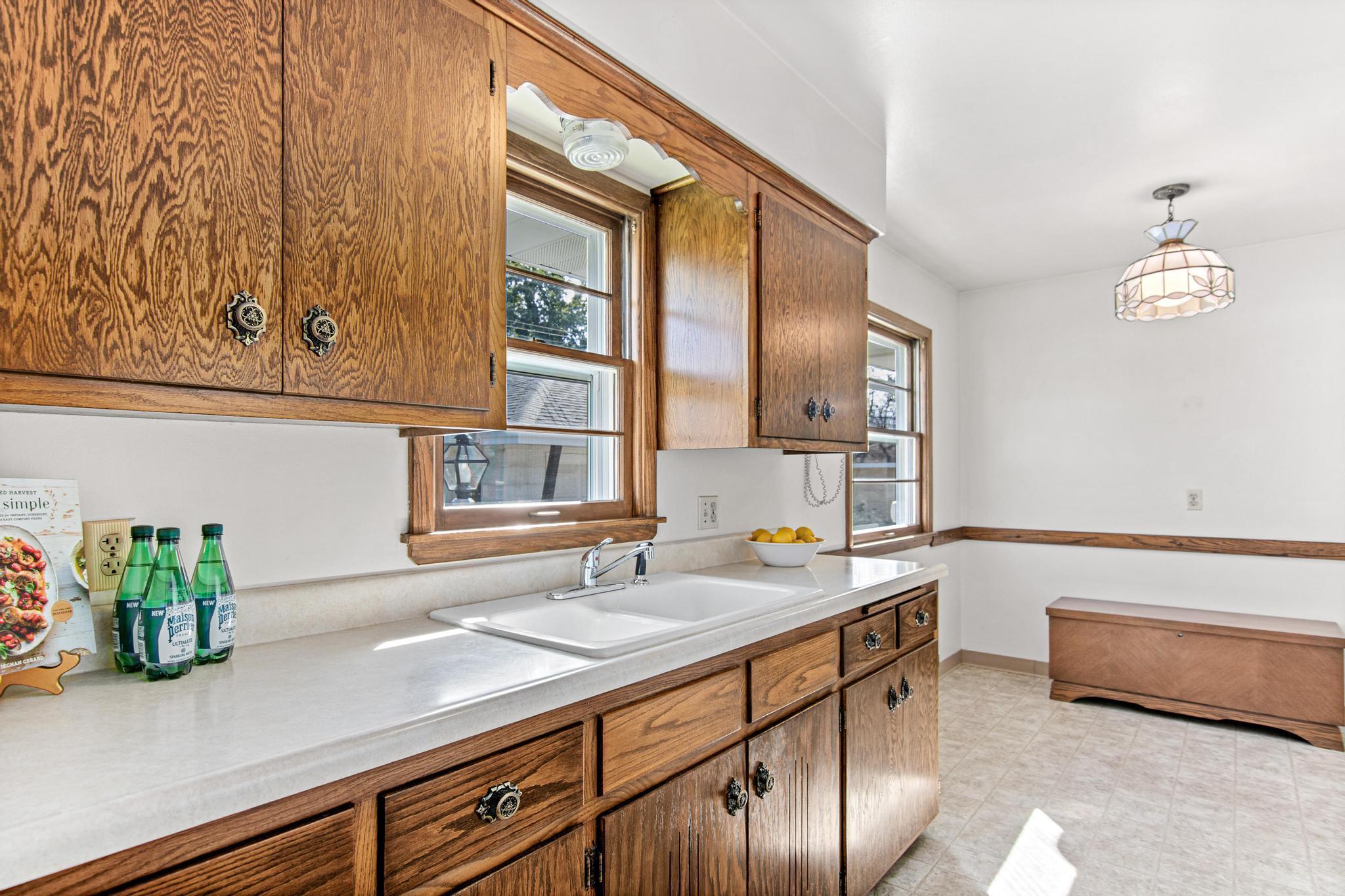 7106 Grimes Avenue N