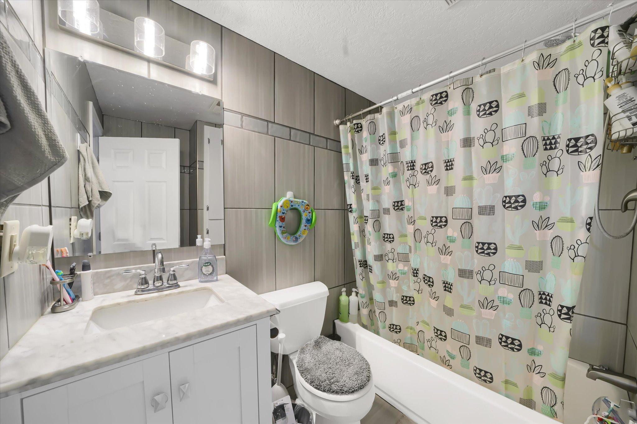 7441 Brunswick Avenue N